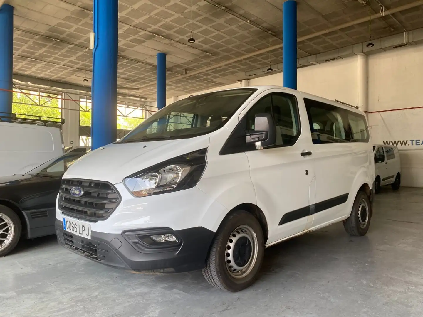 Ford Transit Custom FT 320 L1 Kombi Ambiente EcoBlue 10 - 2