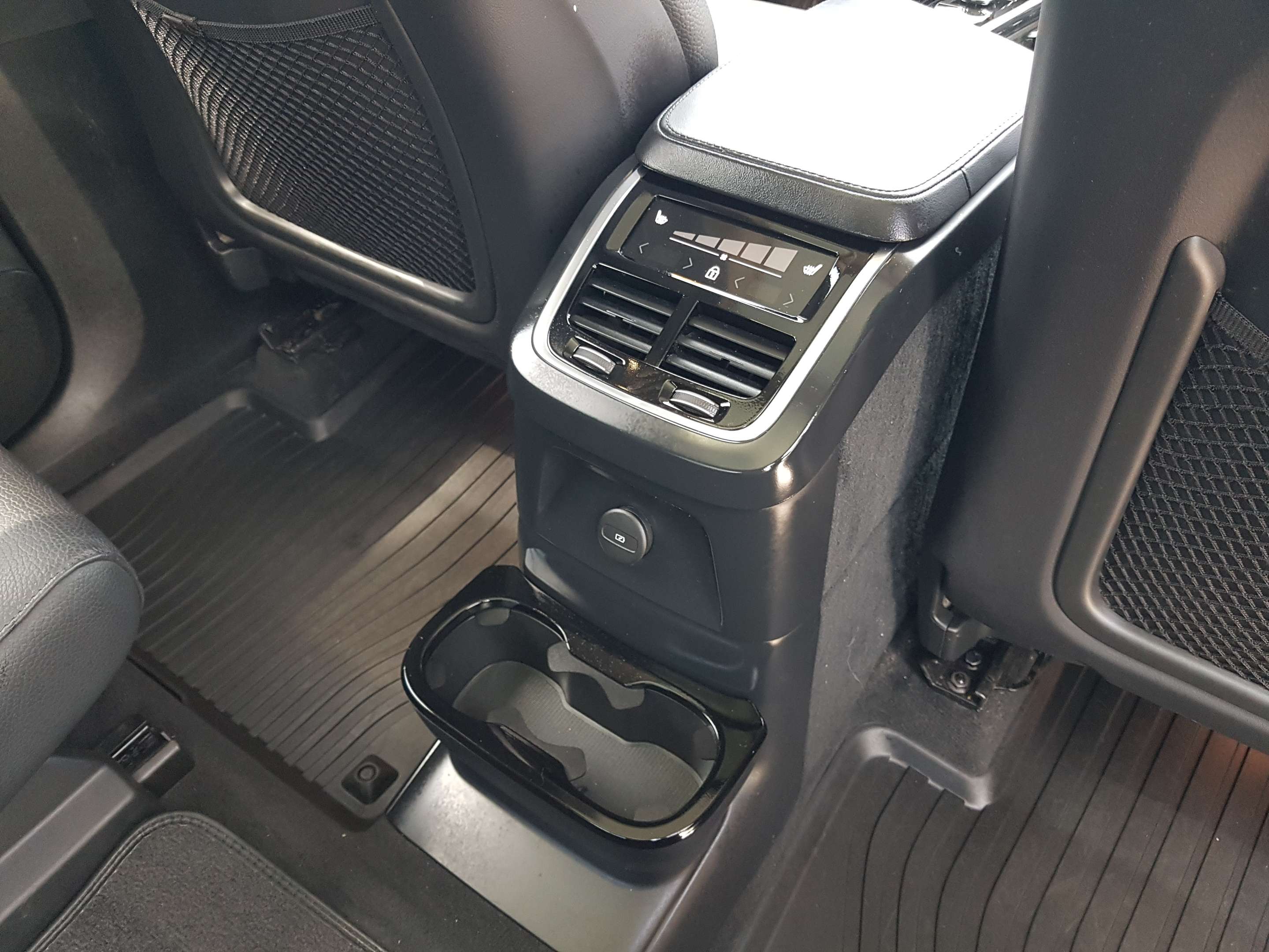 2024 Volvo XC90 T8 eAWD PHEV Plus Bright Theme 6-Seater |CPO|HK SO thumb 18