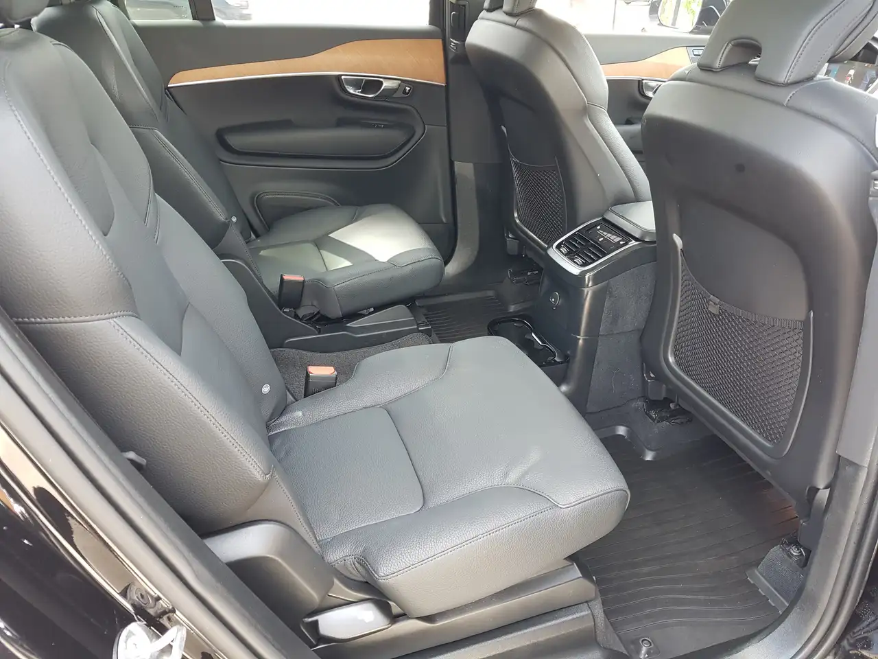 Volvo XC90 снимка Volvo XC90
