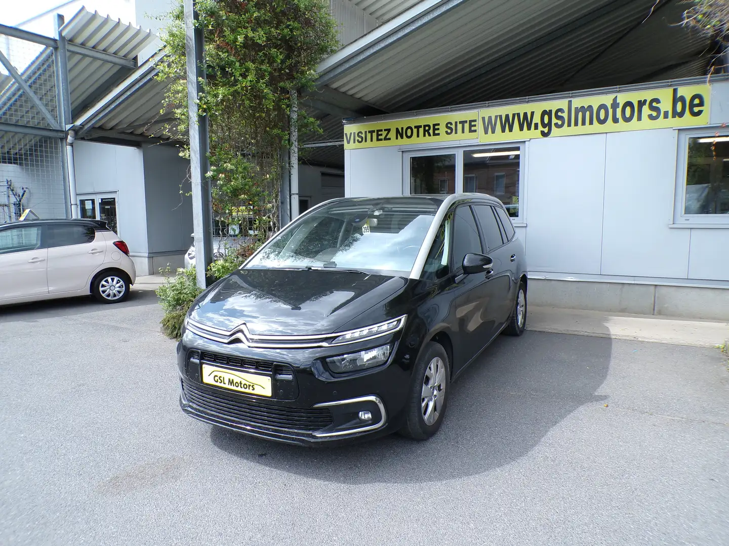 Citroen Grand C4 Picasso 1.6 BlueHDi 115cv 7places Automatique noir 10/16 Zwart - 1