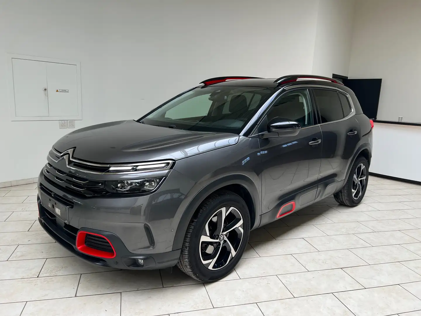 Citroen C5 Aircross 2.0 BlueHDi Gris - 1