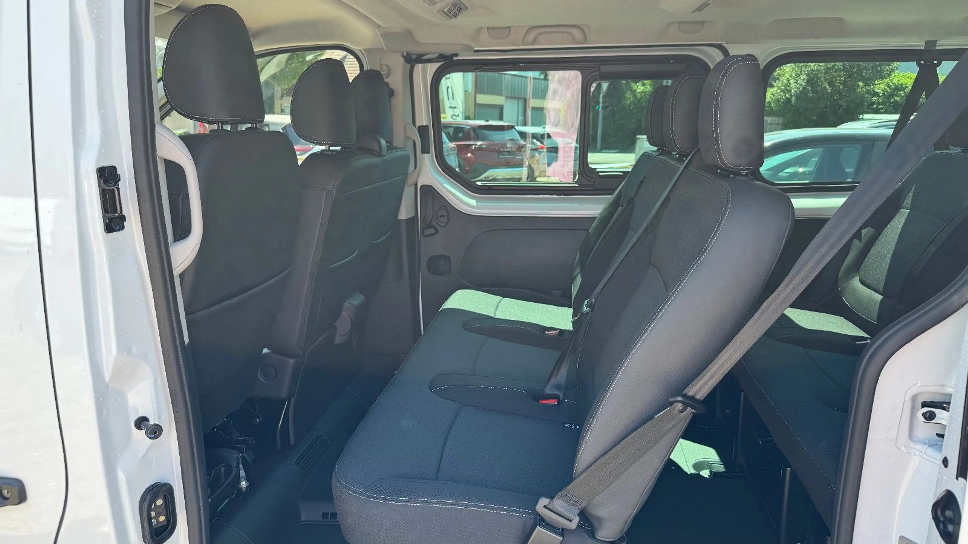 Nissan Primastar L1H1 dCi150 MT TEKNA 9S HK Design — photo 7