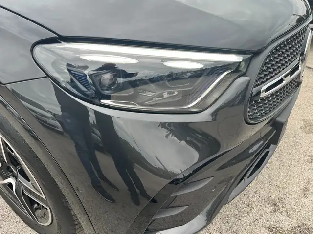 Mercedes-Benz GLC view 6