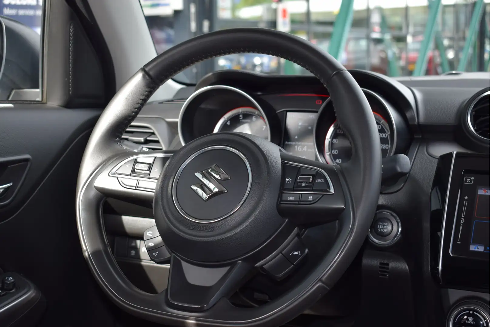 Suzuki Swift 1.2 Style Smart Hybrid 83pk | Achteruitrijcamera | Grau - 2