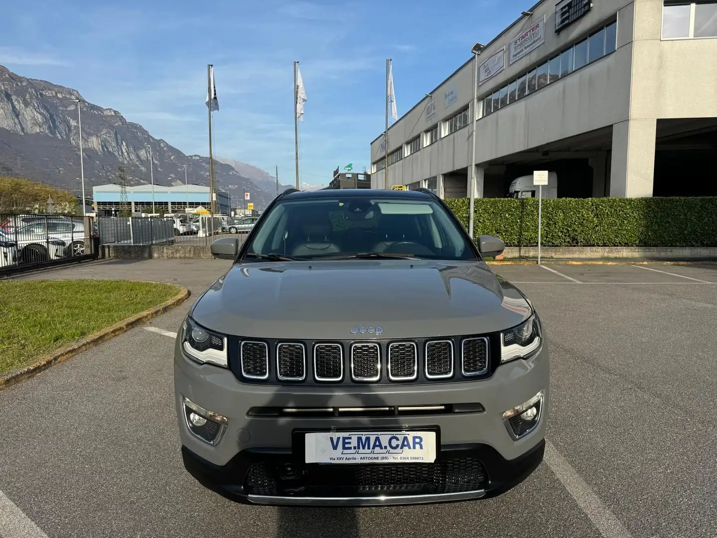 Jeep Compass Compass 2.0 Mjet II aut. 4WD Limited! PELLE TOT T Gris - 2