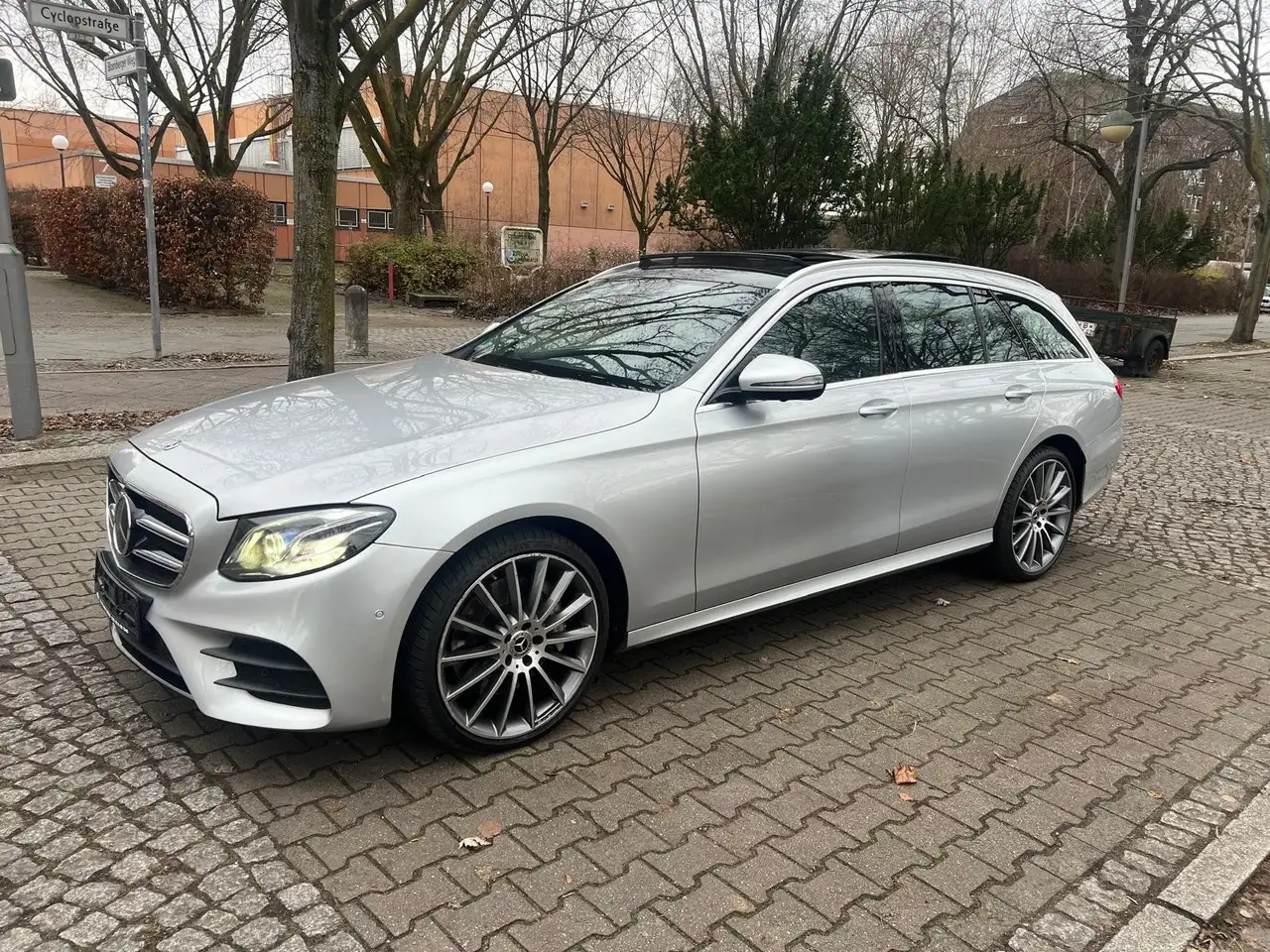 Mercedes-Benz E 400