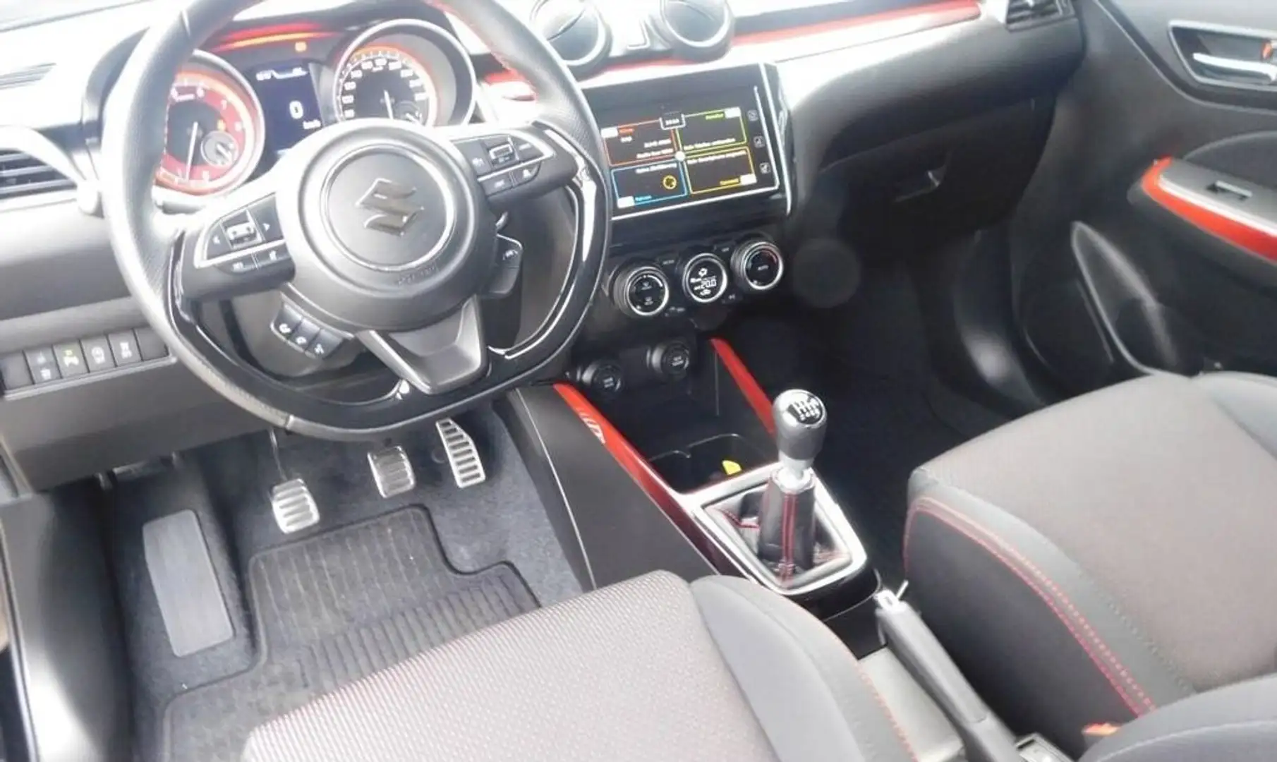 Suzuki Swift Sport 1.4 Hybrid Boosterjet Nero - 1