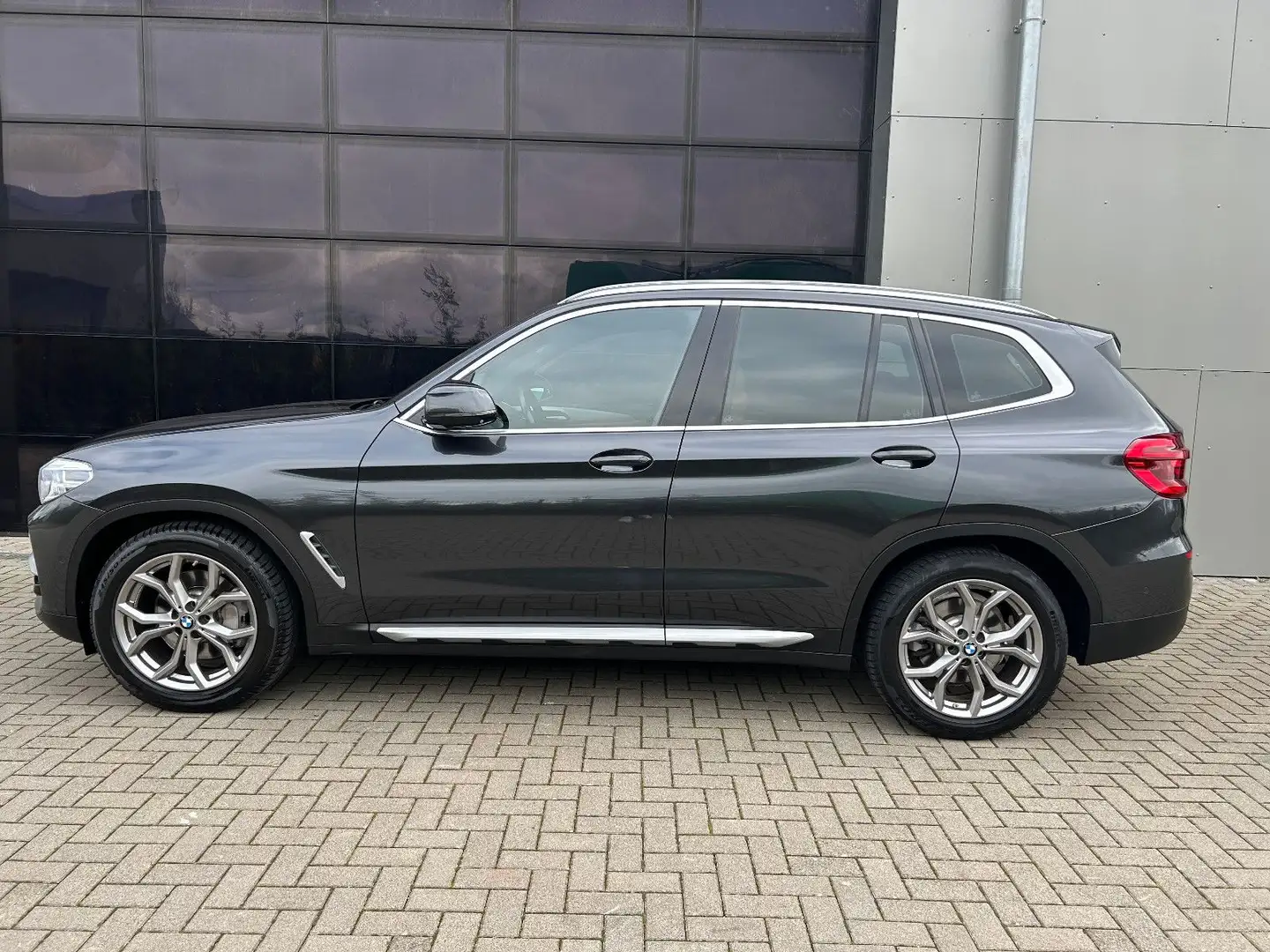 BMW X3 xDrive 30 d xLine 2.Hd.|NavProf|Sportsitze Gris - 2