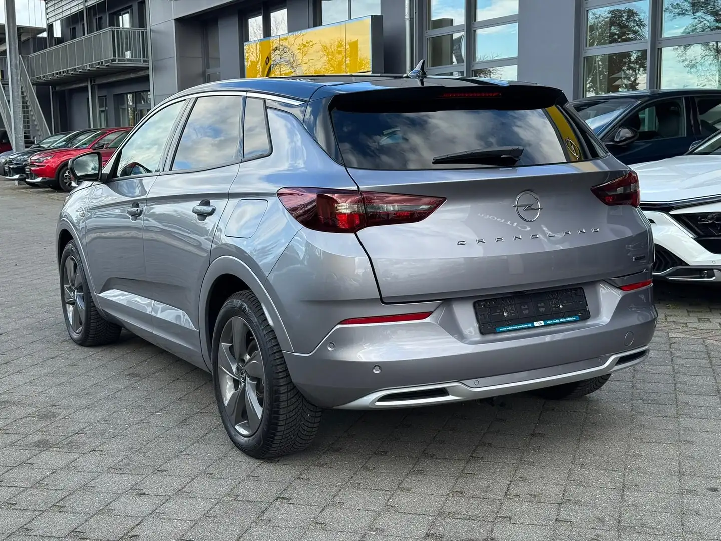 Opel Grandland Elegance Plug-in-Hybrid Grau - 2