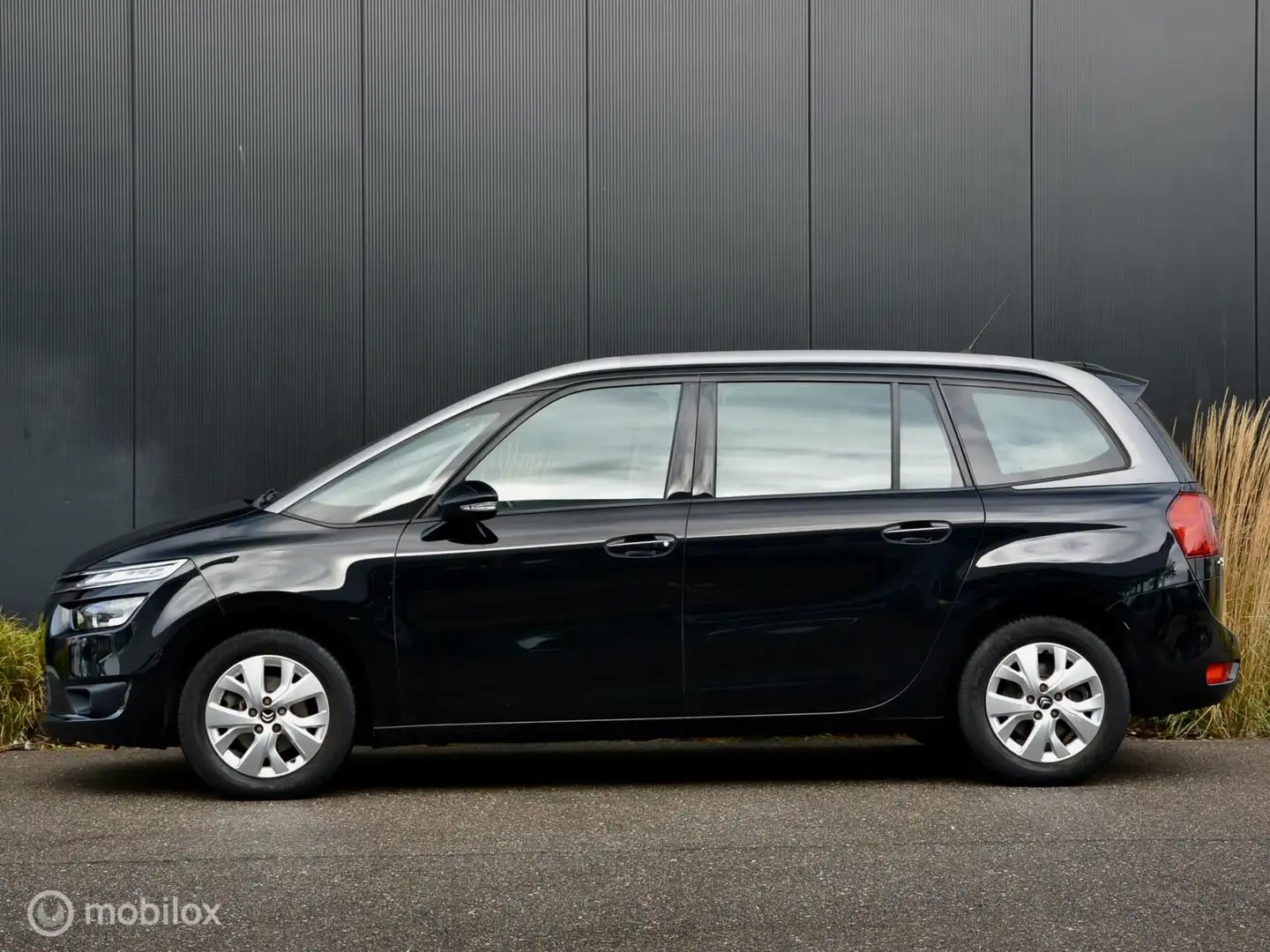 Citroen Grand C4 Picasso 130pk Intensive I 7-zitplaatsen I Zwart - 2