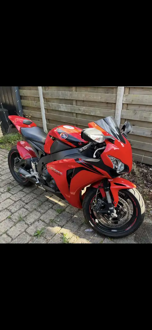 Honda CBR 1000 Fireblade Rouge - 1