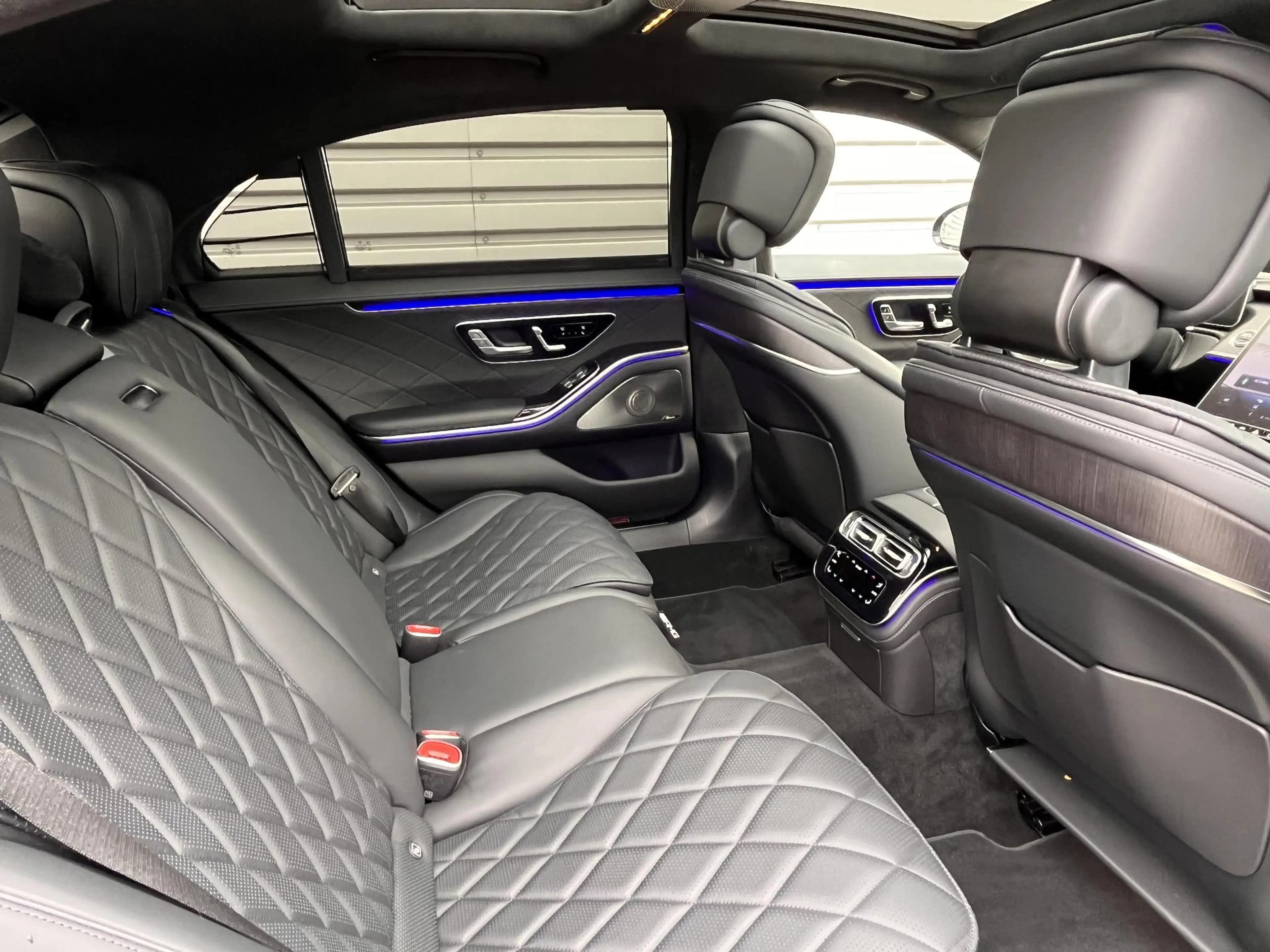 Mercedes-Benz S 580 e 4MATIC L — photo 10