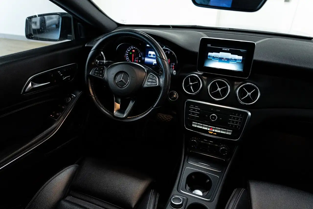 Mercedes-Benz CLA fotografie Mercedes-Benz CLA