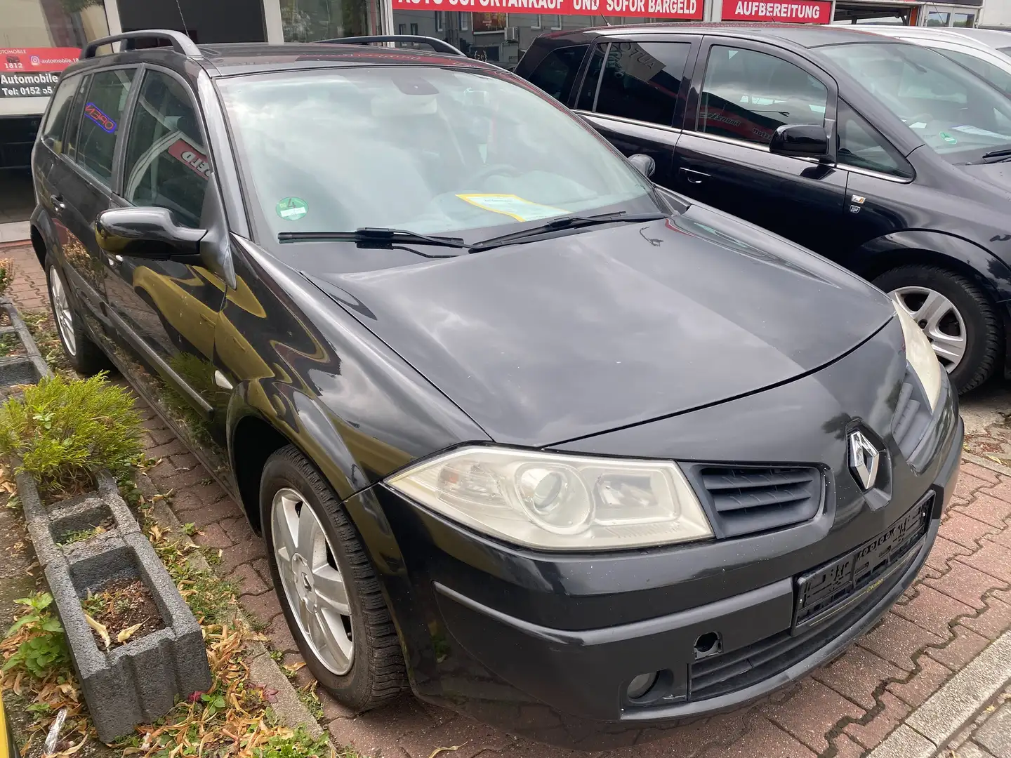Renault Megane Avantage Noir - 1