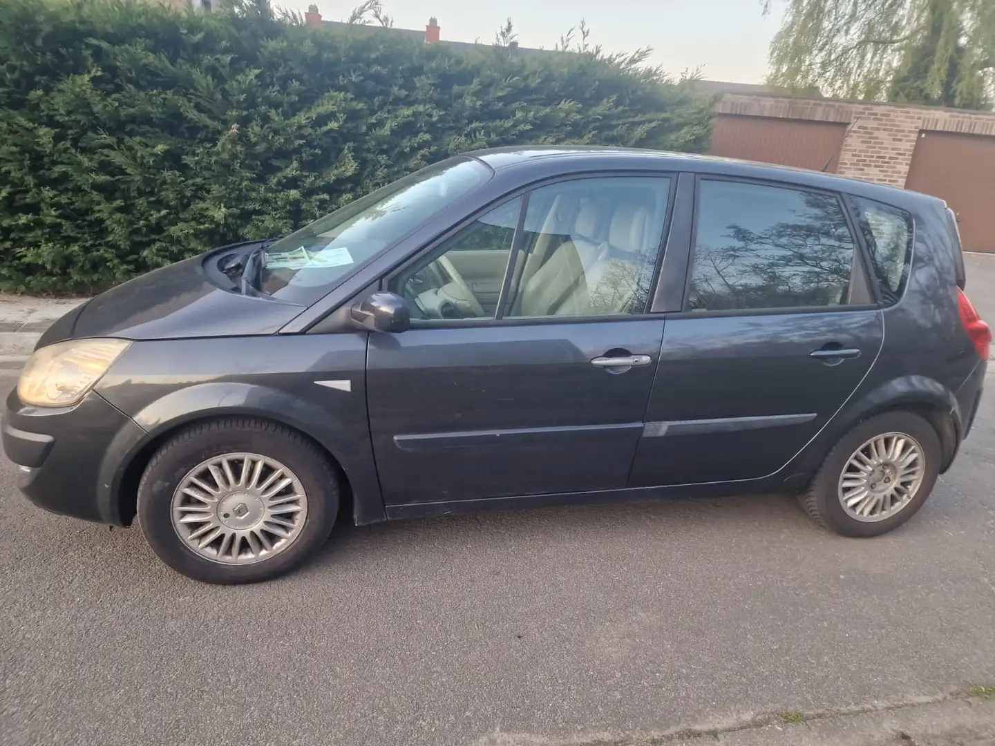 Renault Megane 1.6i 16v Dynamique Luxe - 2