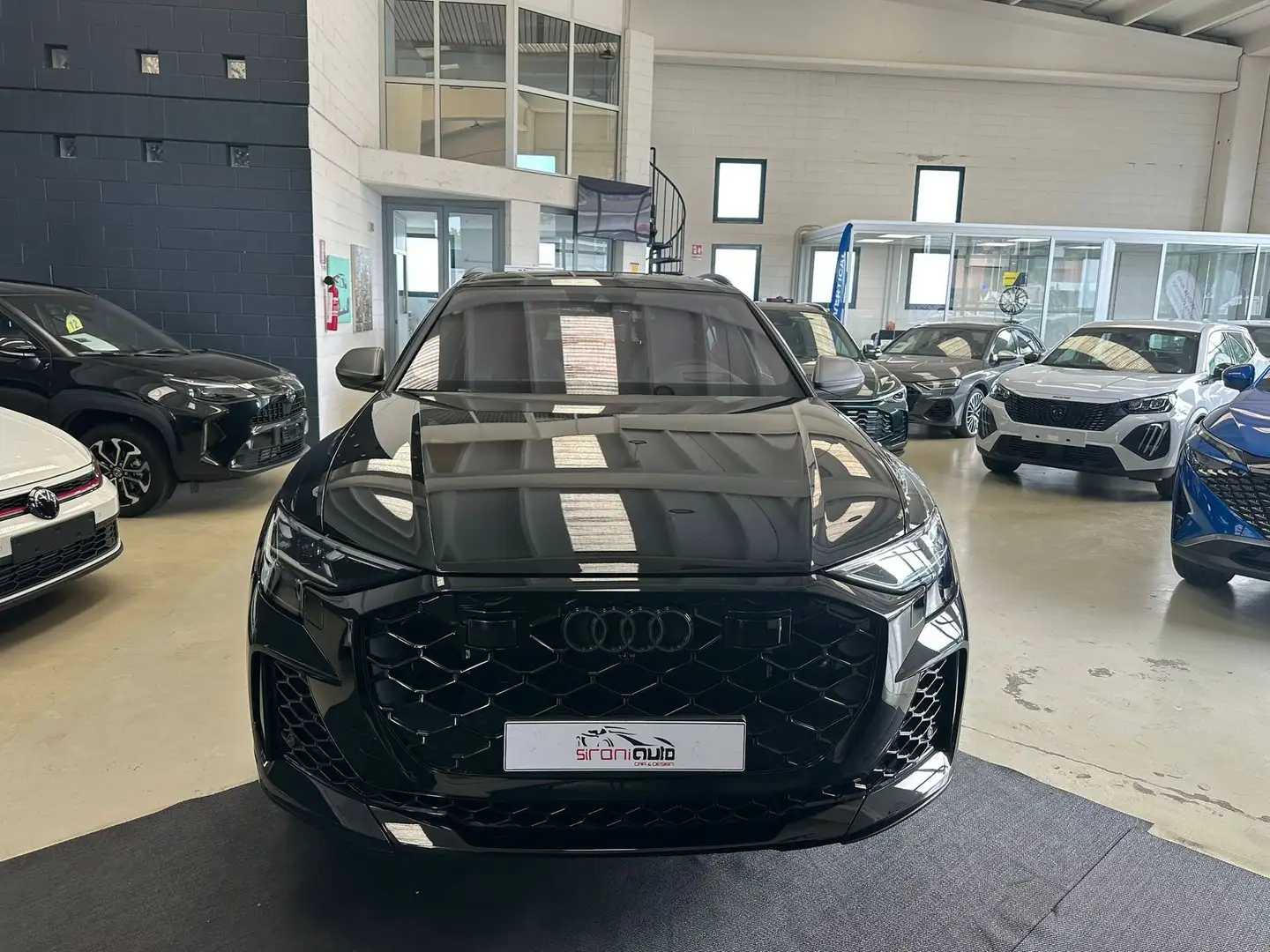 Audi RS Q8 RS  TFSI V8 quattro tiptronic Performance Nero - 2