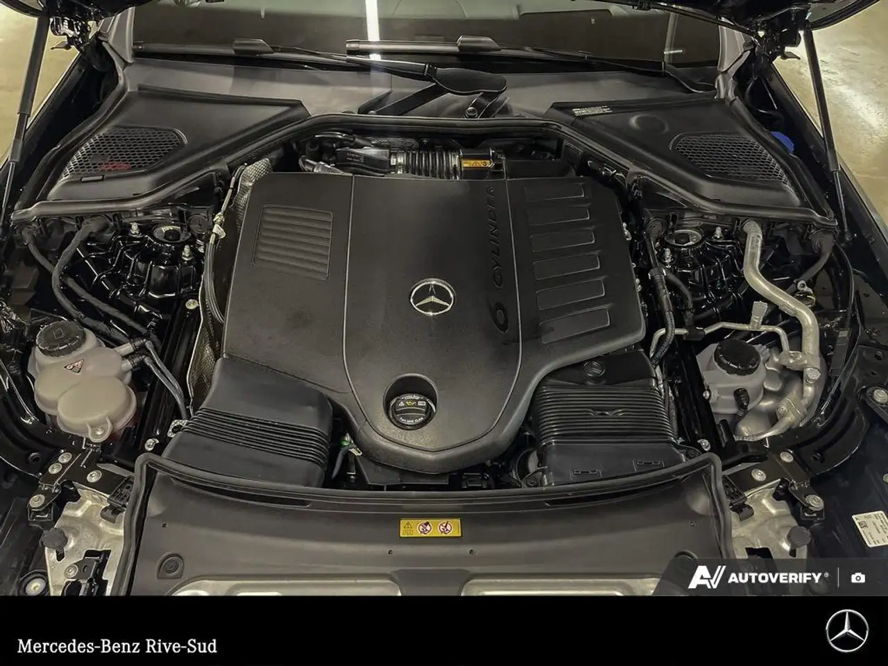 Mercedes-Benz E-Class photo Mercedes-Benz E-Class