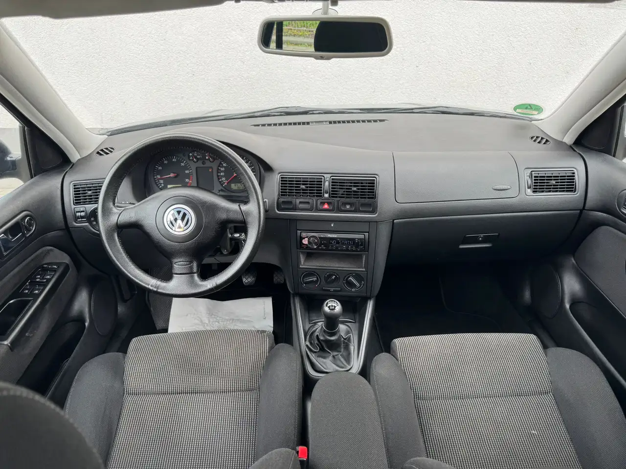 Volkswagen Golf 4 1.6 SR Motor sehr guter Zustand, foto 9