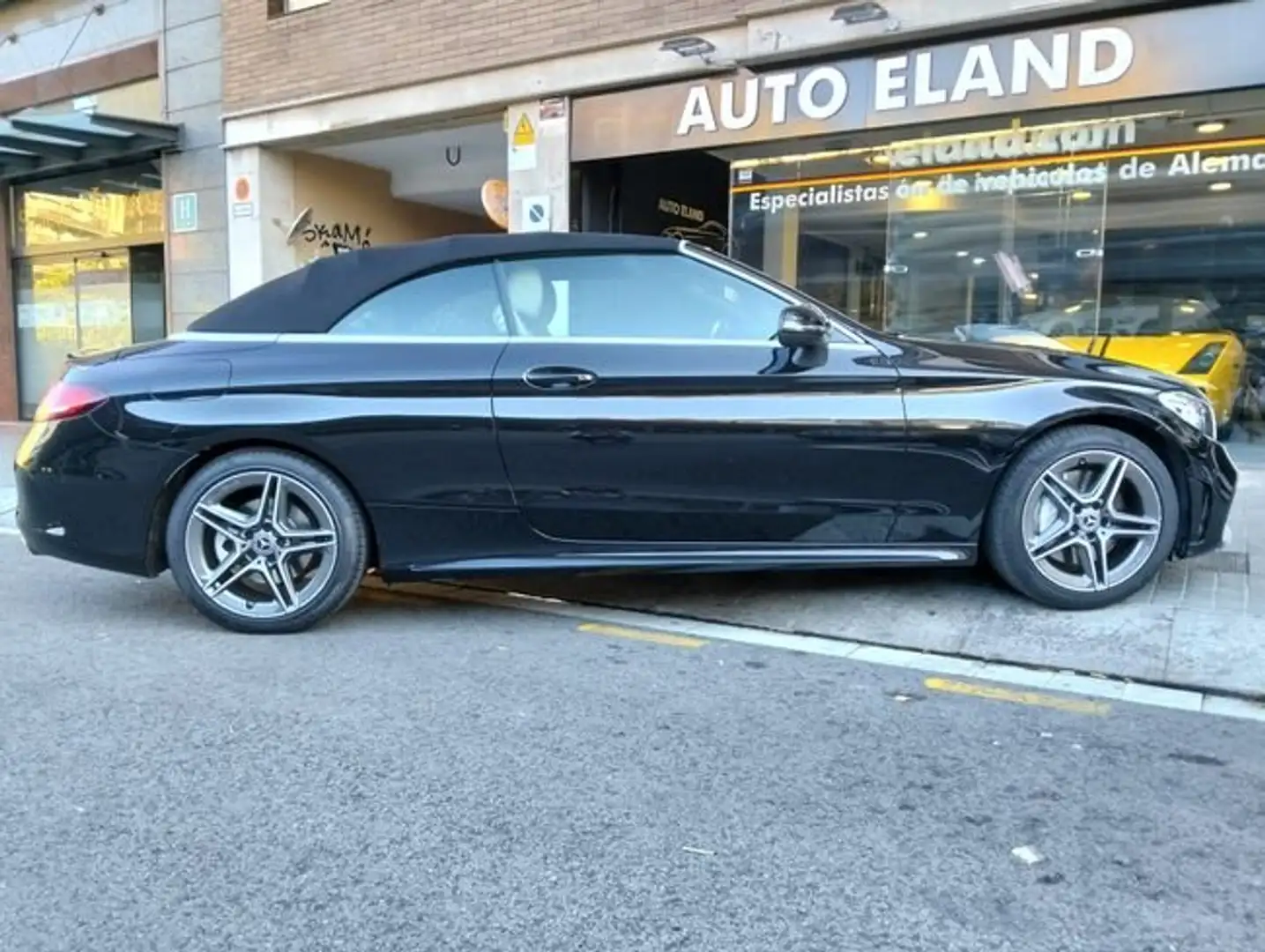 Mercedes-Benz C 300 CABRIO Negro - 2