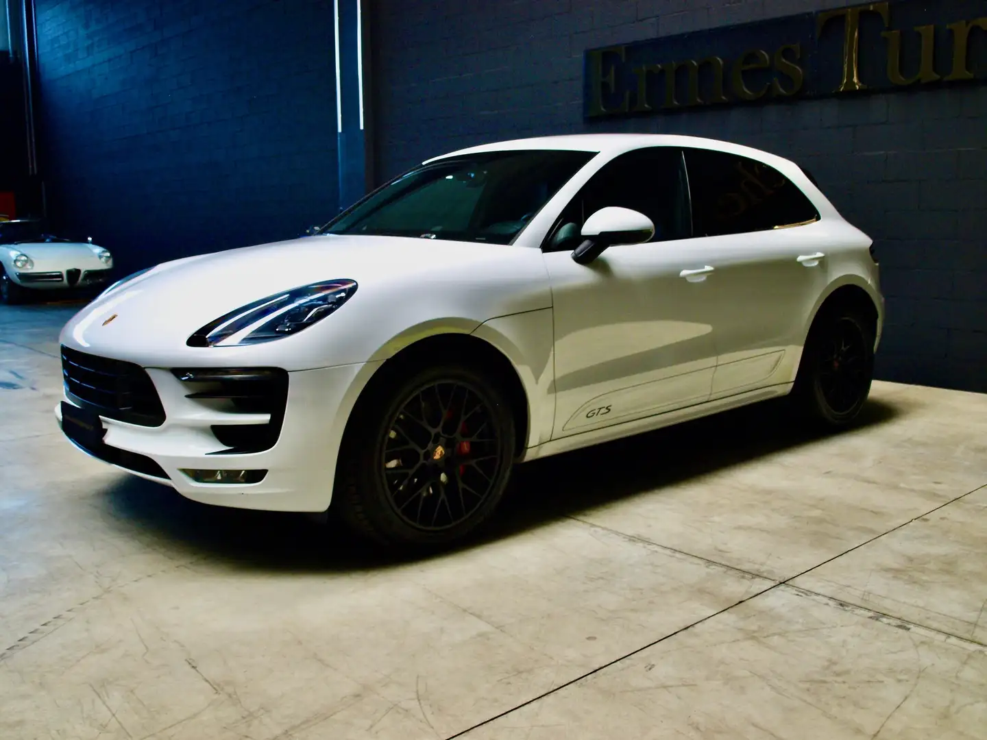 Porsche Macan GTS Service Porsche e Porsche Approved a Pordenone Weiß - 2