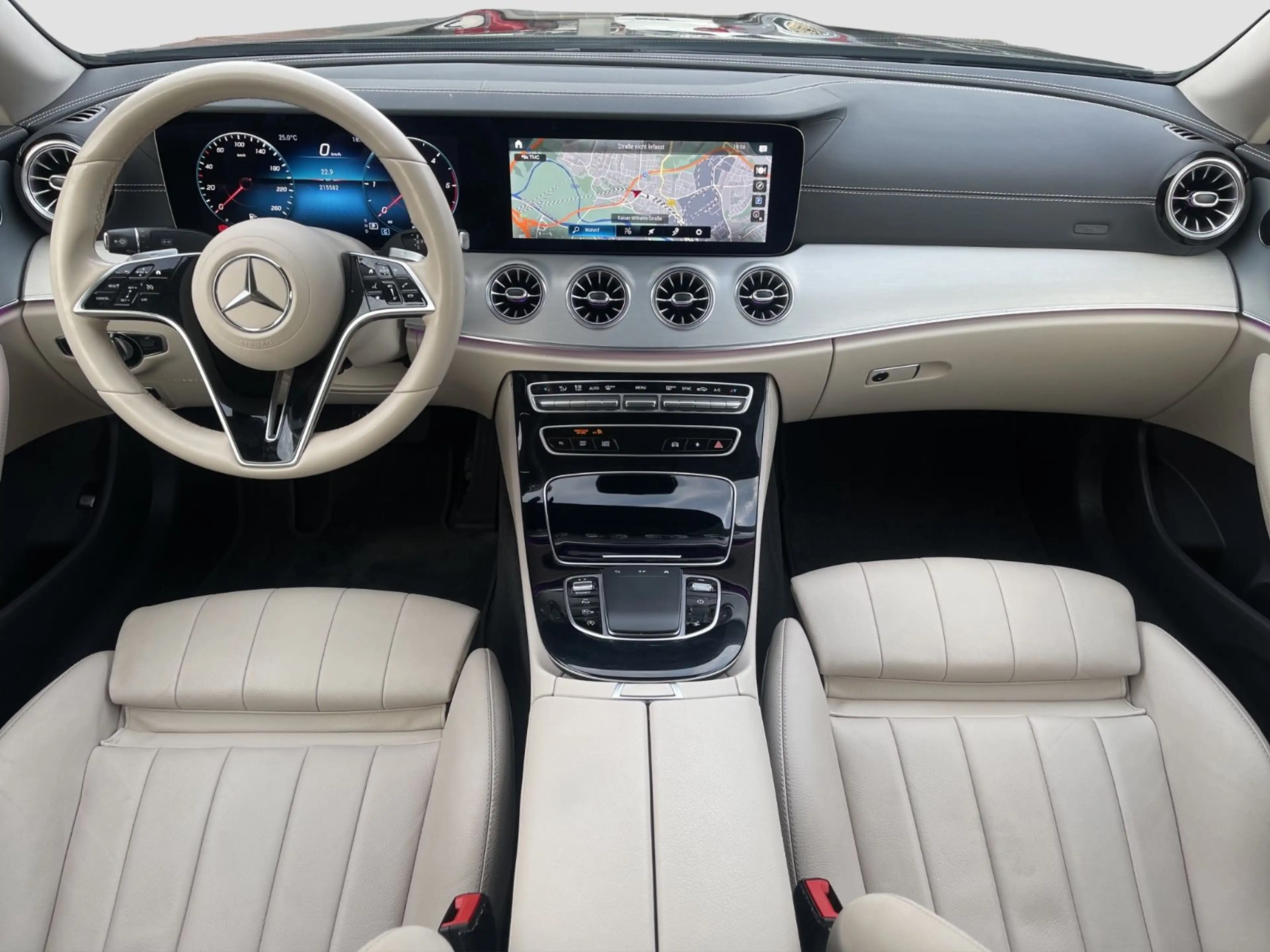 Mercedes-Benz E 220 d Coupe Avantgarde/Leder/Widescreen/Kamera — photo 13
