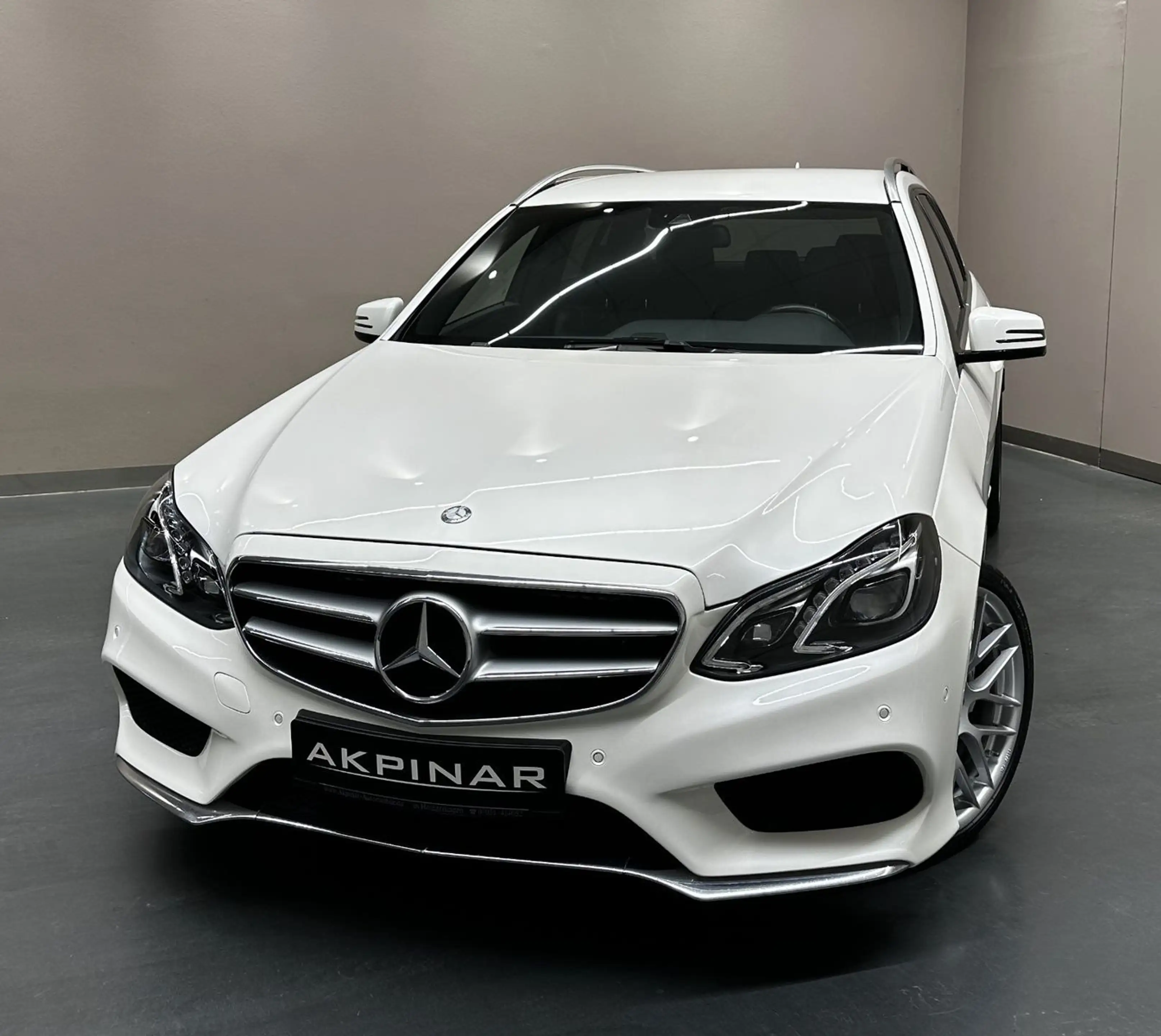 Mercedes-Benz E 400 E400 T-Modell AMG-Line 4M *MEMORY*DISTR*PDC*SHZ*