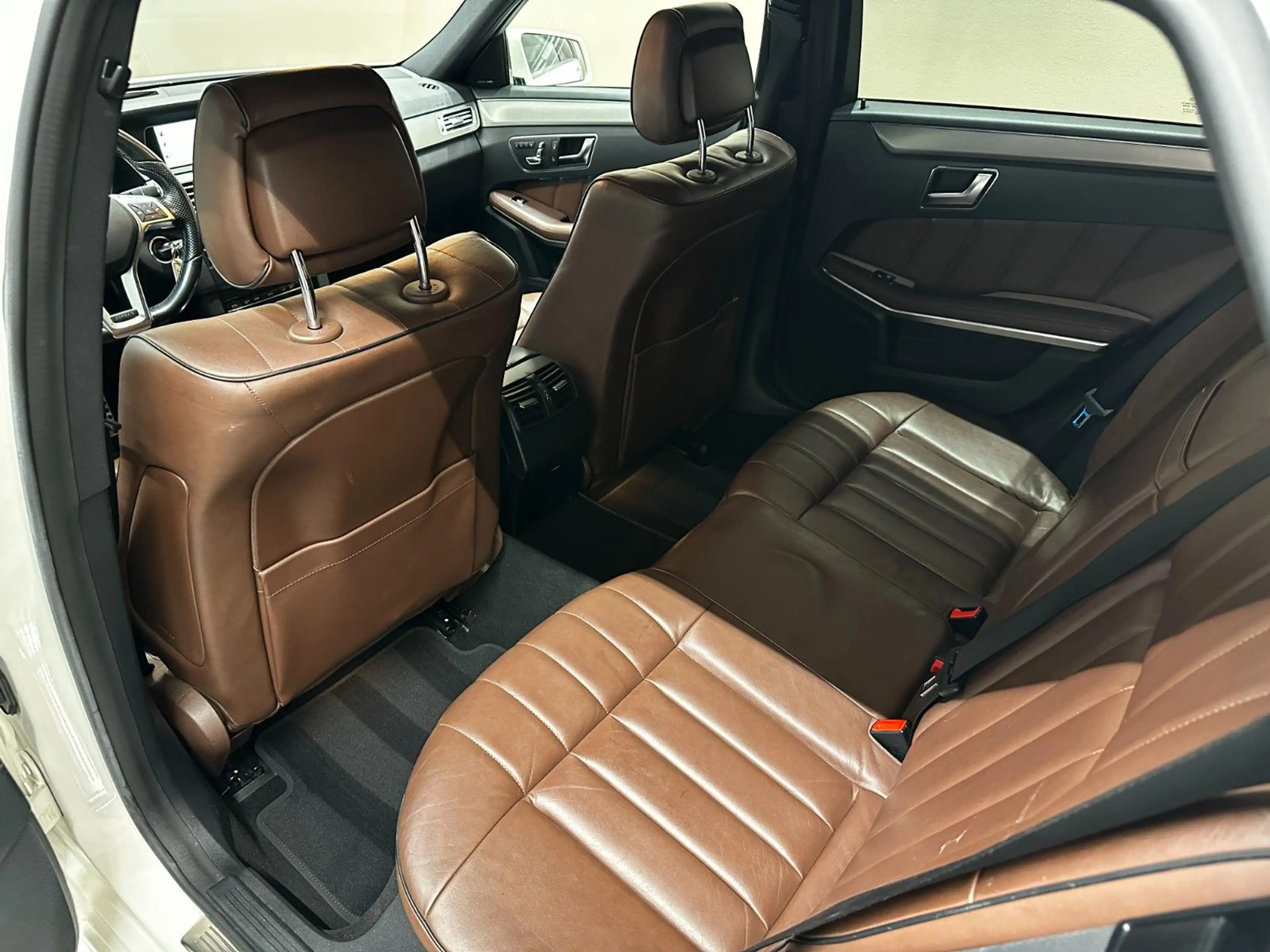 Mercedes-Benz E 400 E400 T-Modell AMG-Line 4M *MEMORY*DISTR*PDC*SHZ* — photo 13