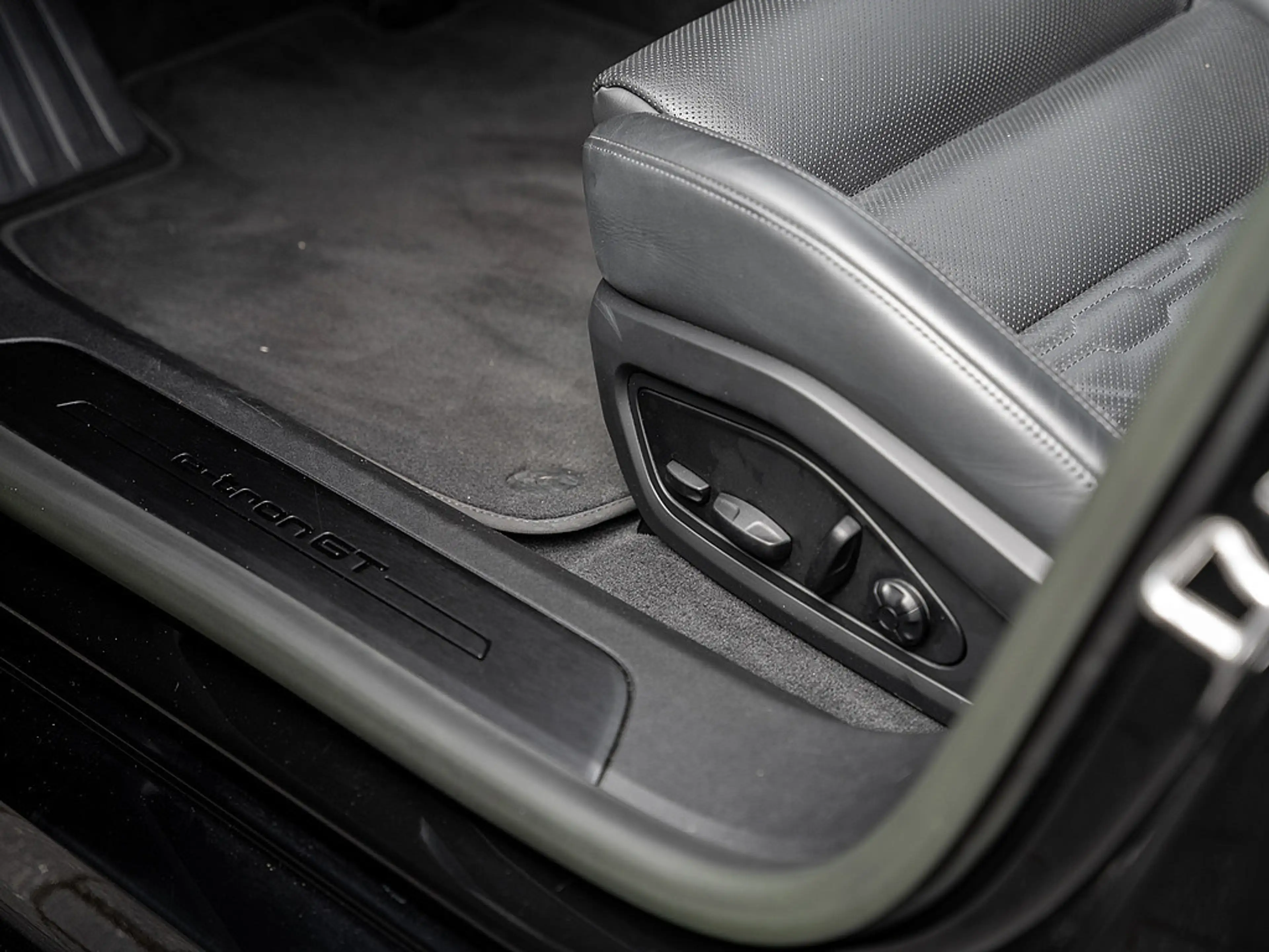 Audi e-tron GT quattro SITZBL. MATRIX HUD B&O 360° — photo 15