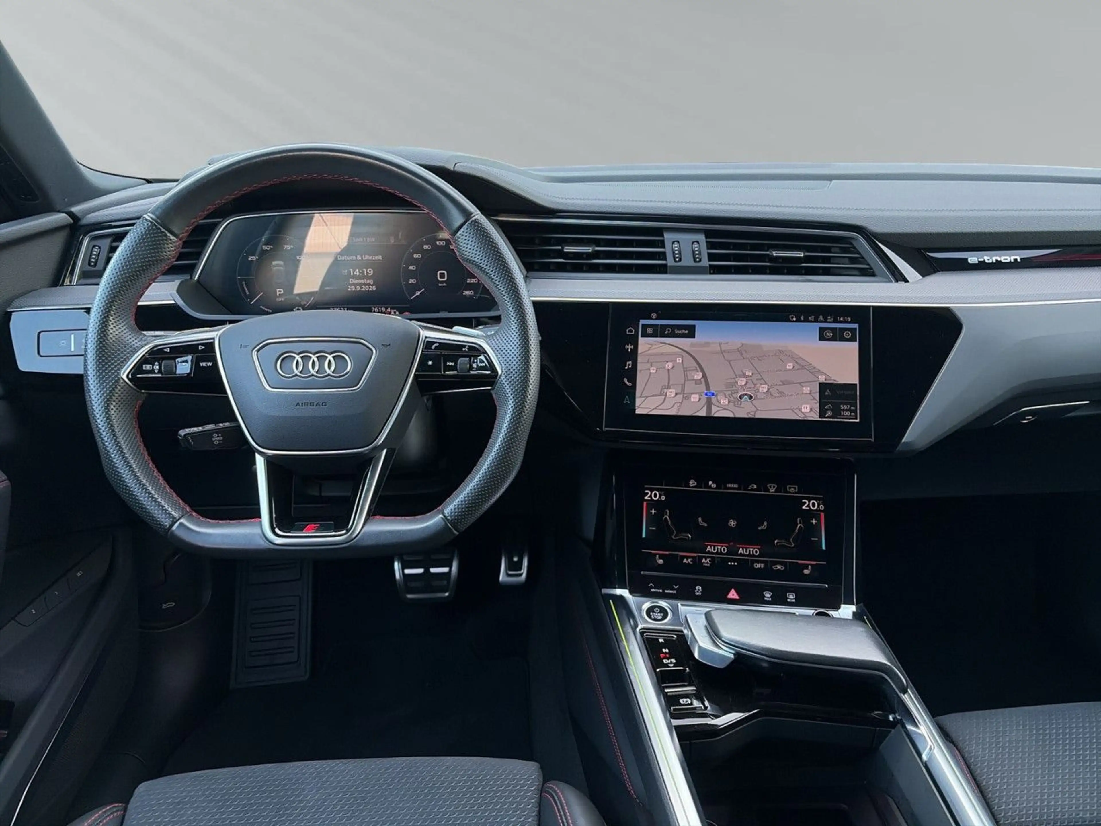 Audi Q8 e-tron 50 quattro edition S line Matrix Kamera — photo 7
