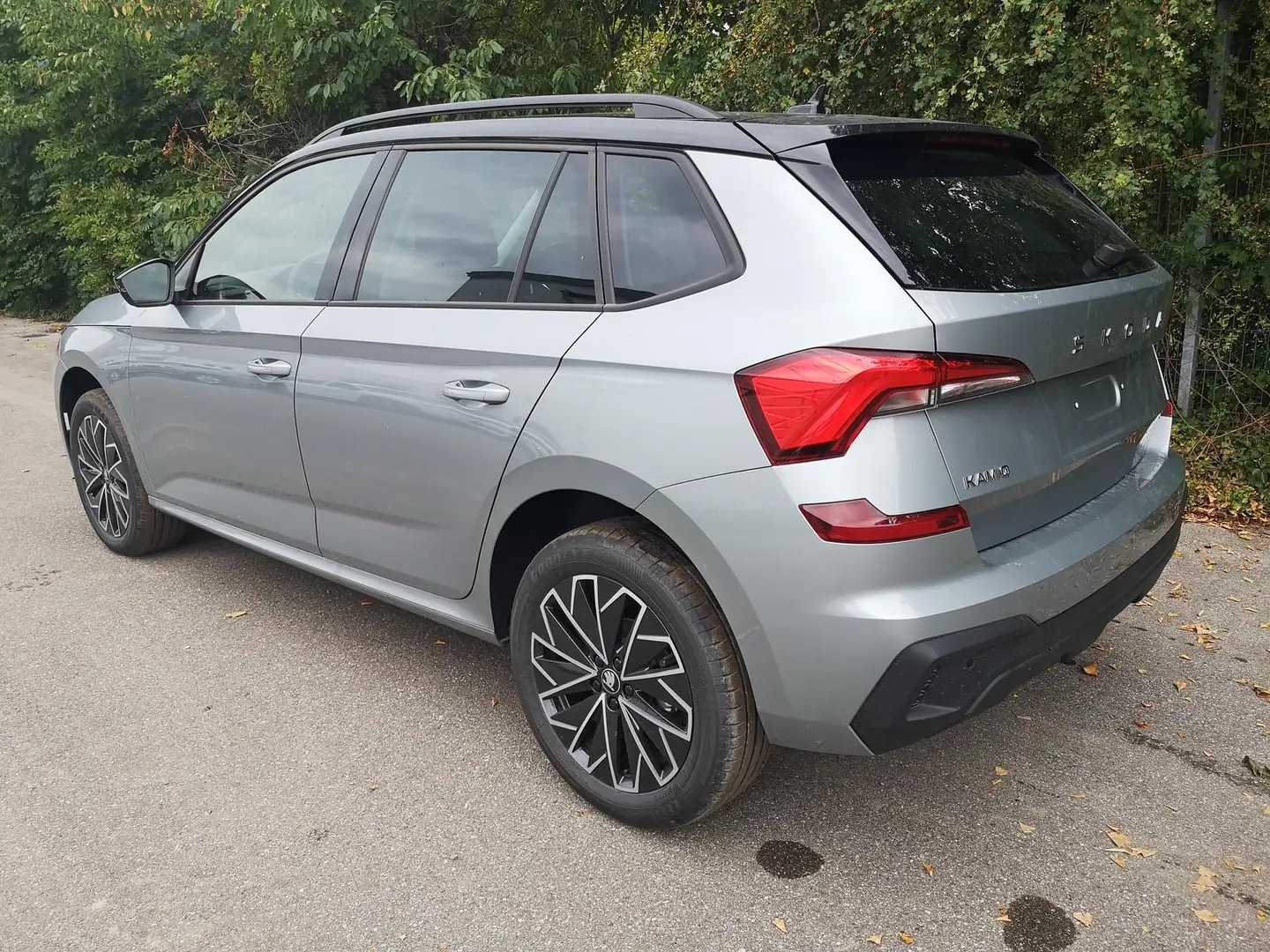 Skoda Kamiq Selection 1.0 TSI DSG 17 Zoll Sunset Kamera PDC... Silber - 2