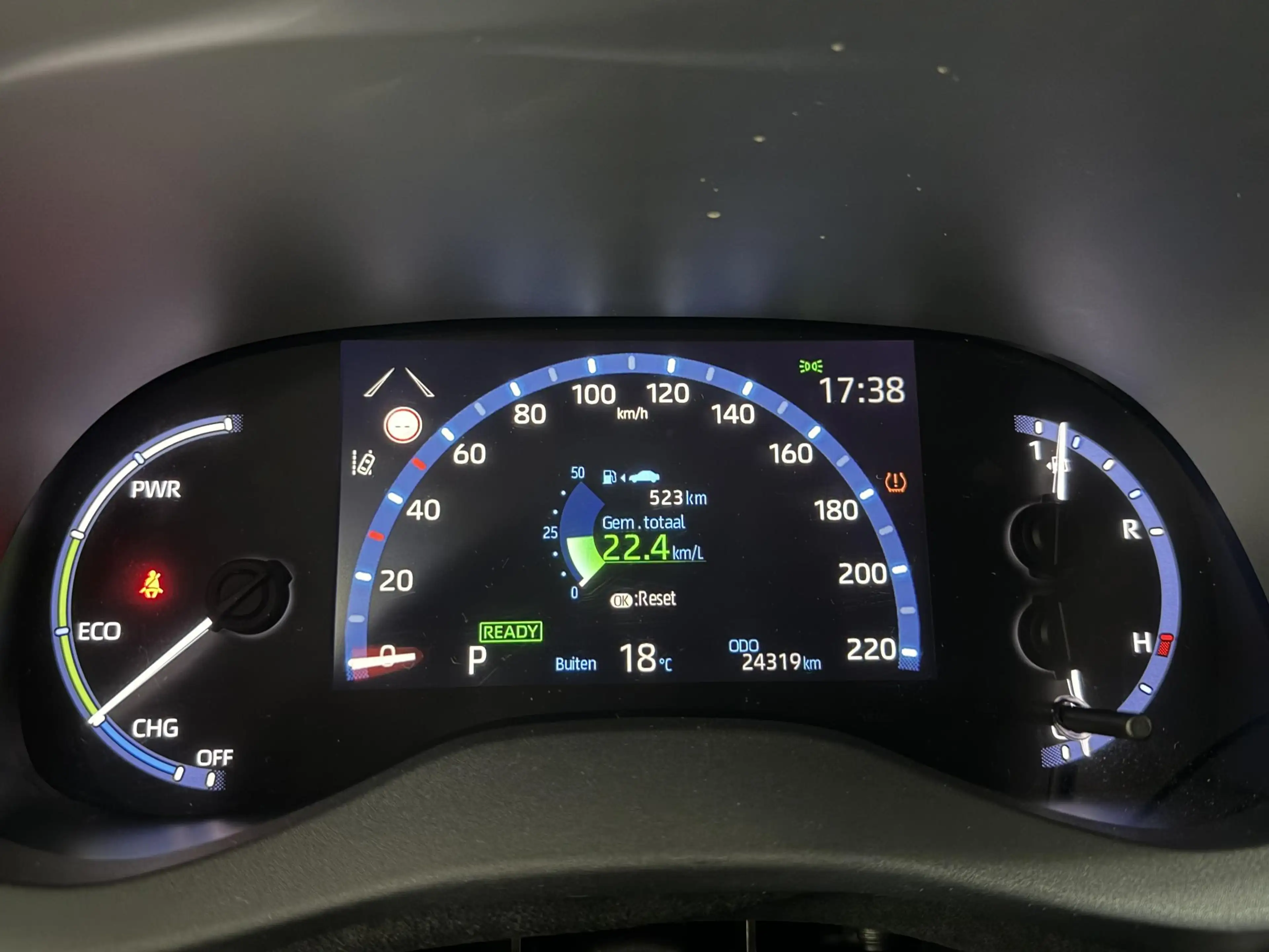Toyota Yaris Cross 1.5 Hybrid Dynamic edition | Parkeersensoren voor — photo 11