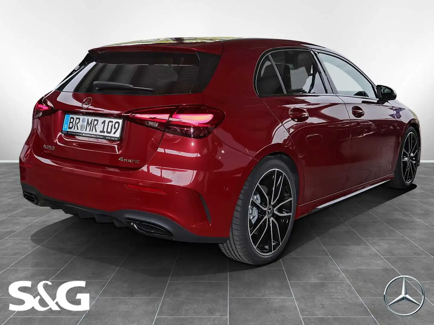 Mercedes-Benz A 250 4M AMG MBUX+RüKam+LED+Pano+Standh+Smartph+ Rot - 2
