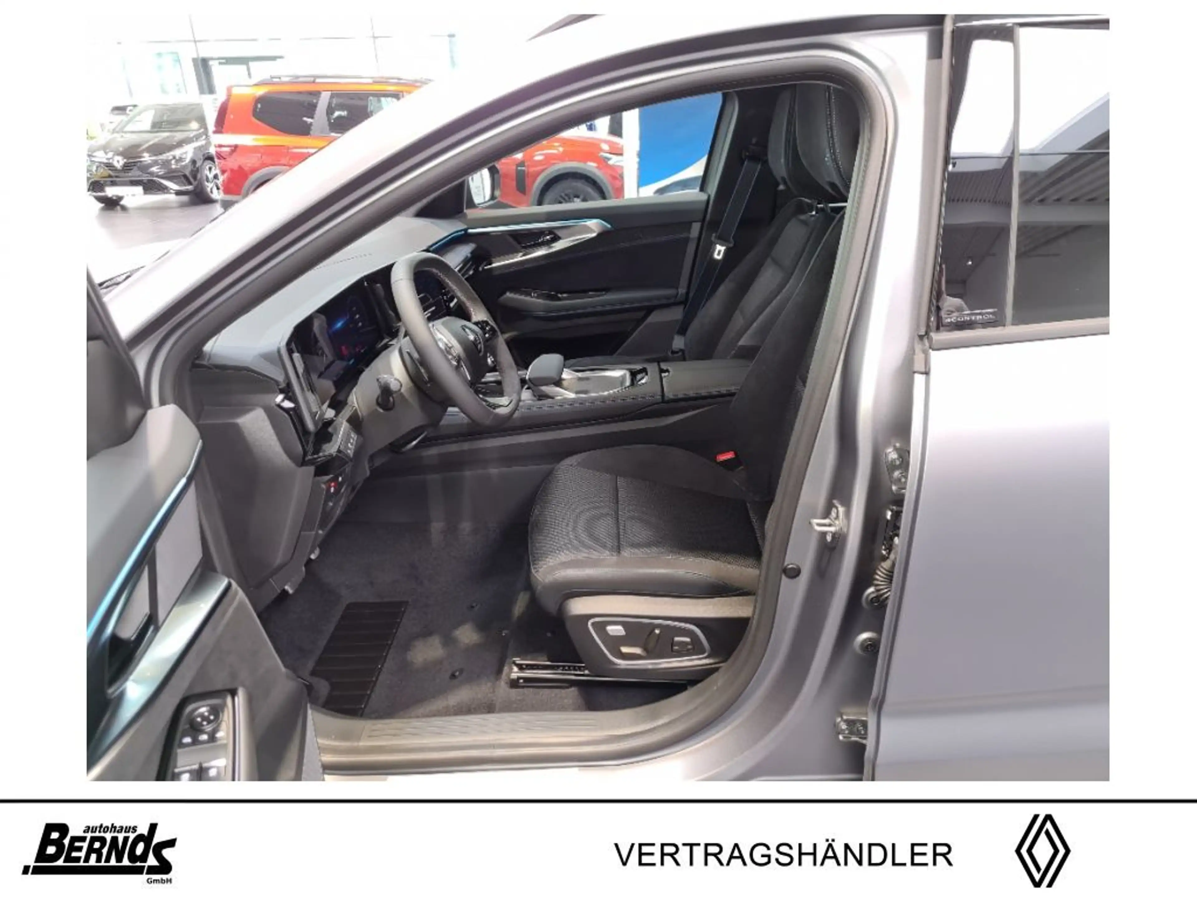 Renault Espace E-TECH Full Hybrid 200 Esprit Alpine Panorama — photo 5