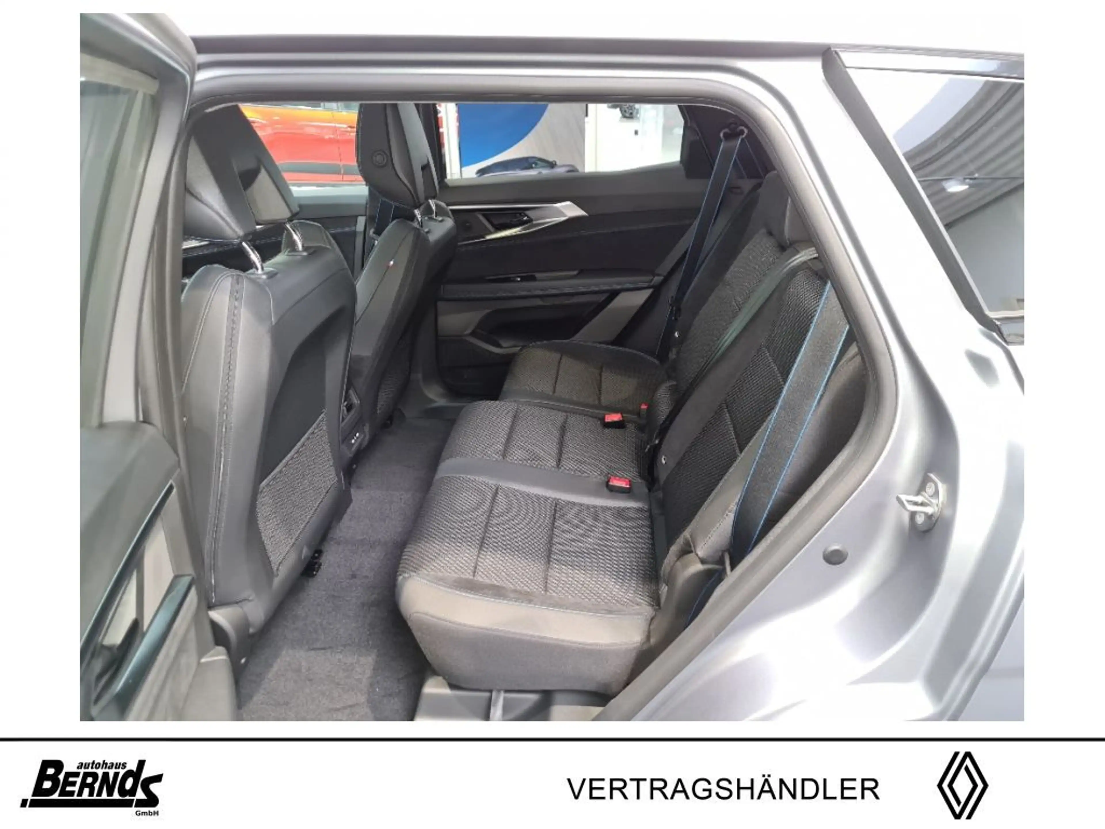 Renault Espace E-TECH Full Hybrid 200 Esprit Alpine Panorama — photo 8