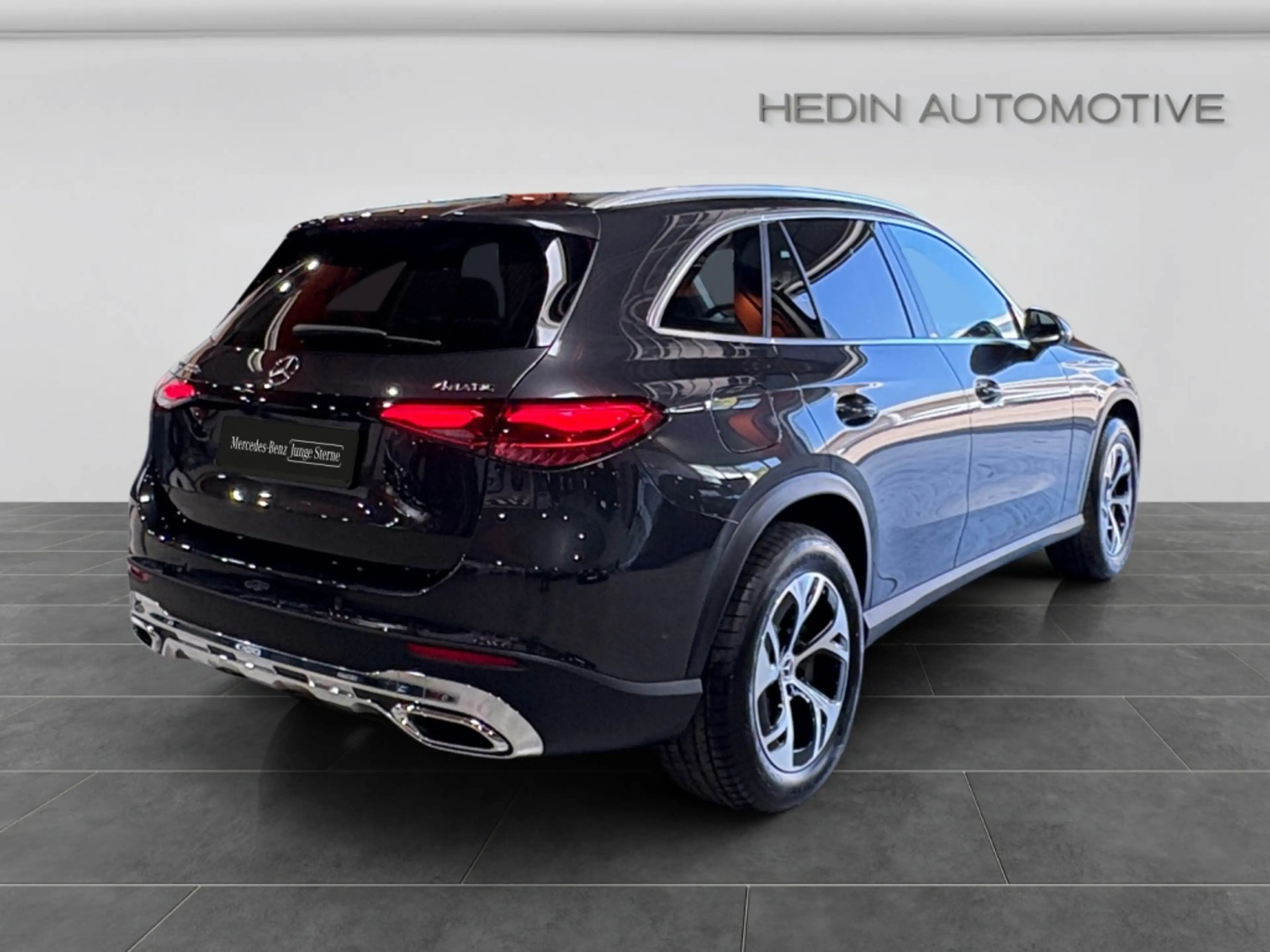 Mercedes-Benz GLC 300 e 4M AVANTGARDE|LED|AHK|360|CARPLAY|SHZ — photo 7