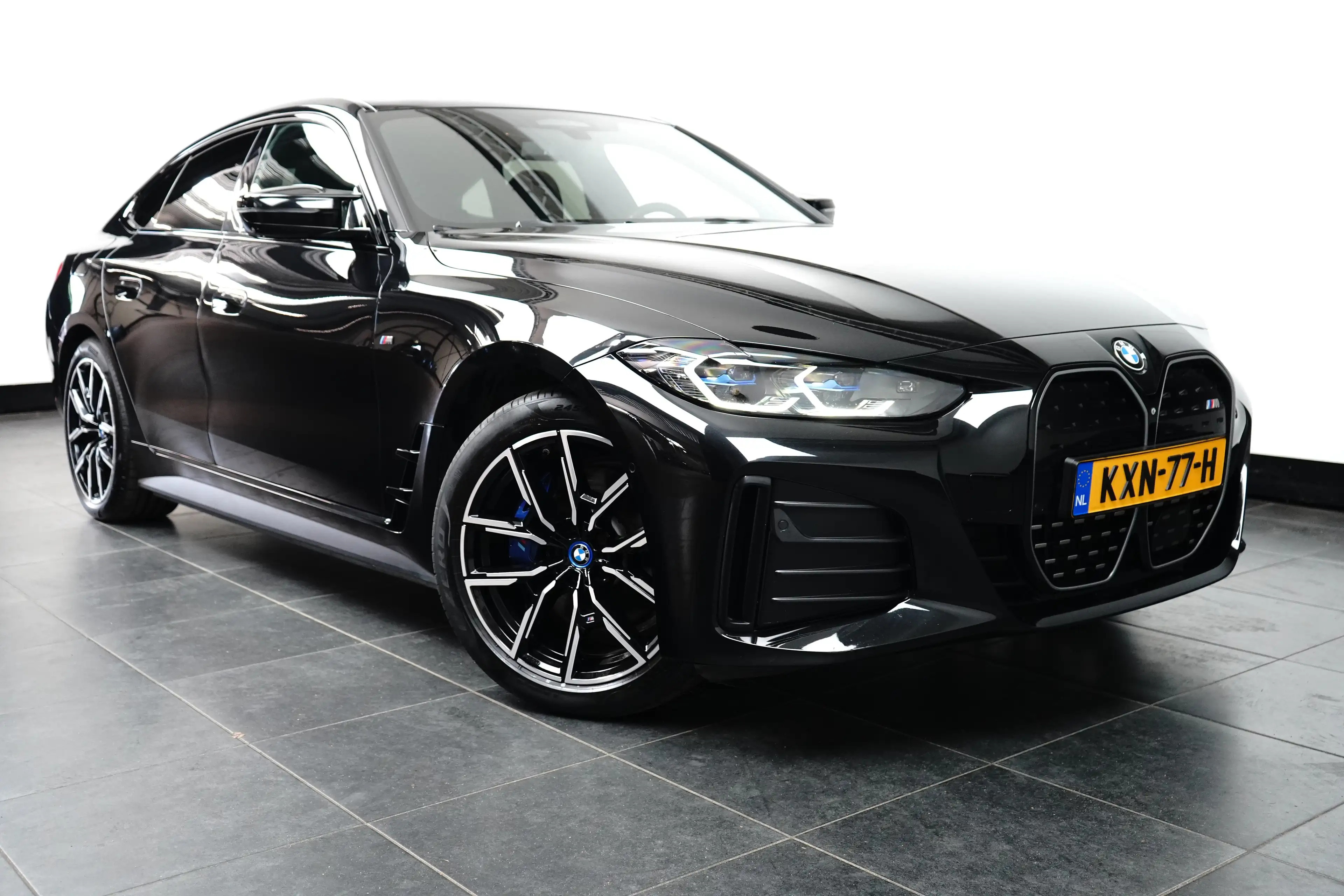 BMW i4 M50 84KWH 544PK HIGH EXECUTIVE M-SPORT SOH 92,96% — photo 4