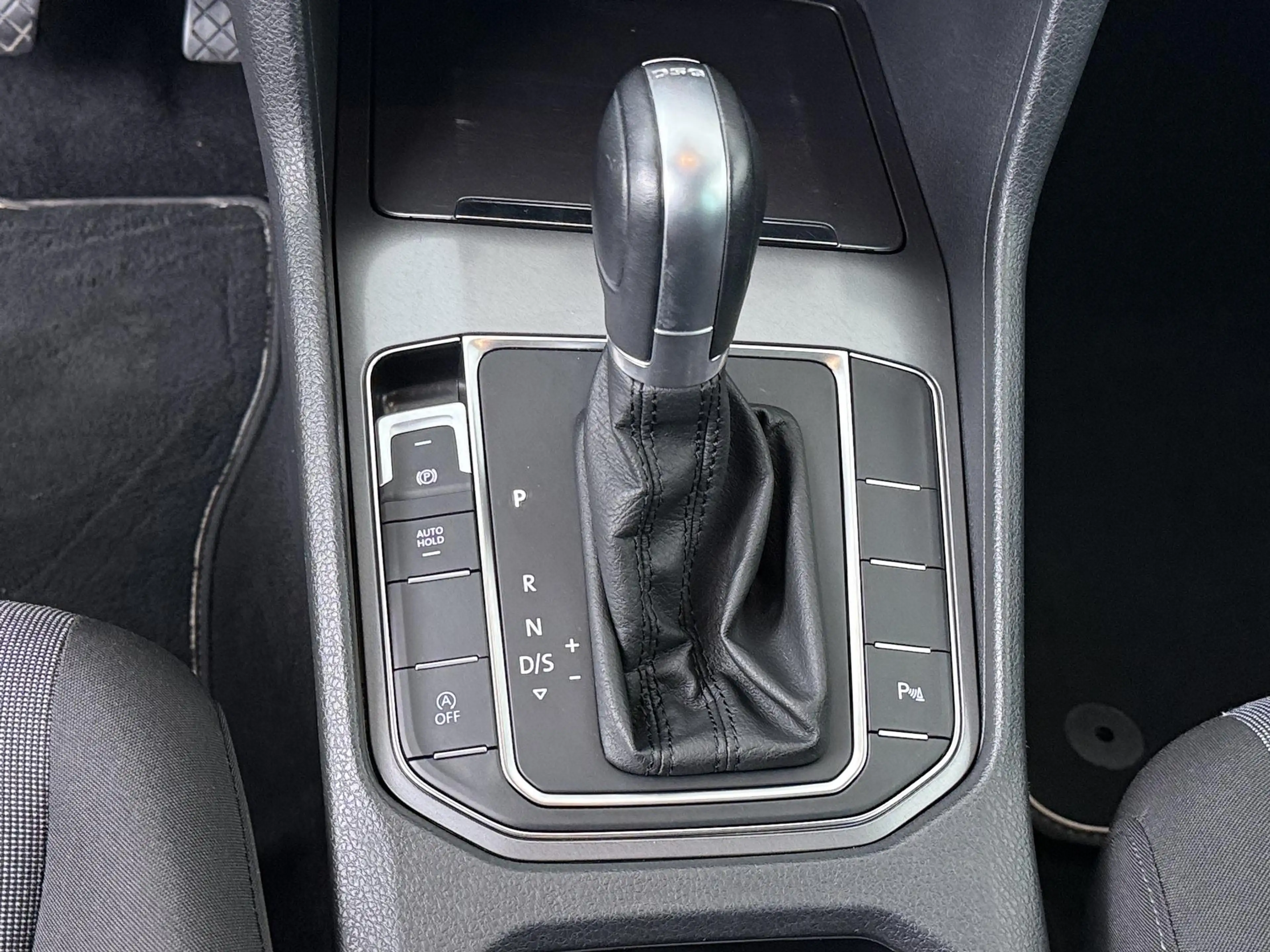 Volkswagen Golf Sportsvan 1.2 TSI Highline Automaat - Navigatie - Stoelverwa — photo 20