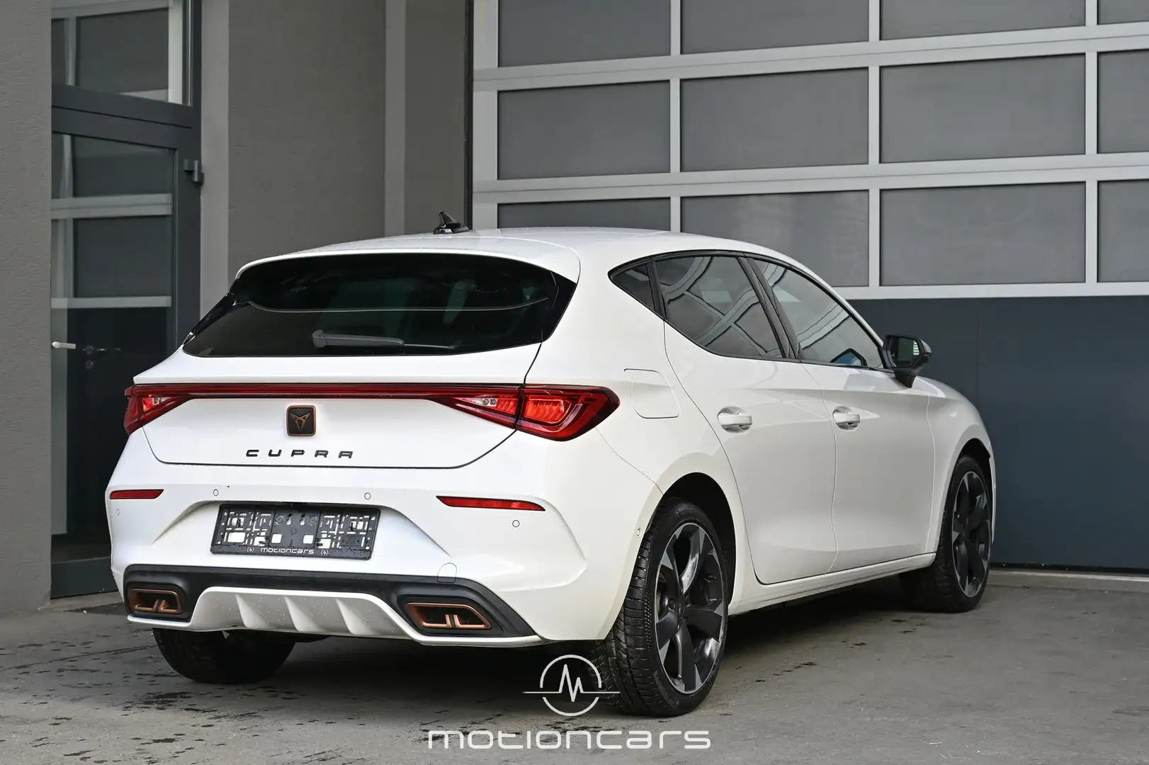 CUPRA Leon 1.4 e-HYBRID Pickerl NEU Weiß - 2