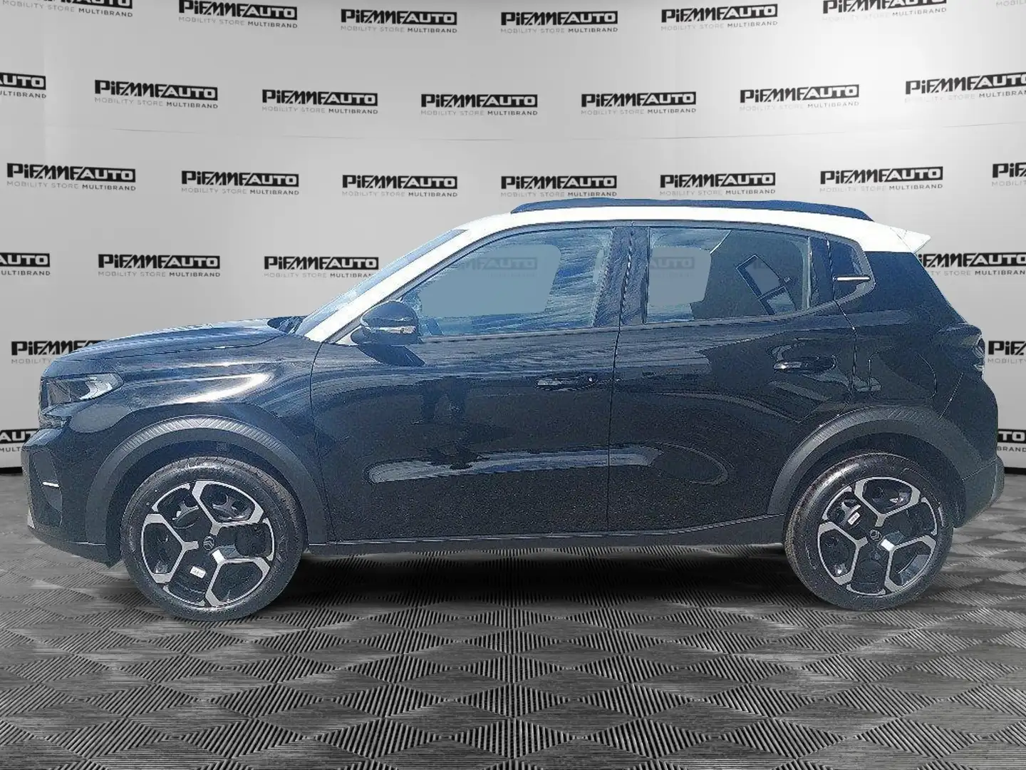 Citroen C3 PureTech 100 S&S Plus Schwarz - 2