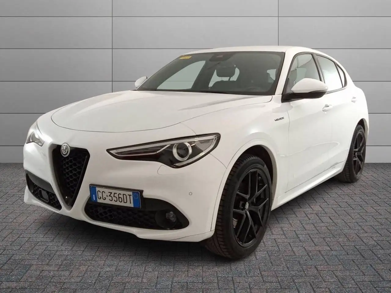 Alfa Romeo Stelvio 2021