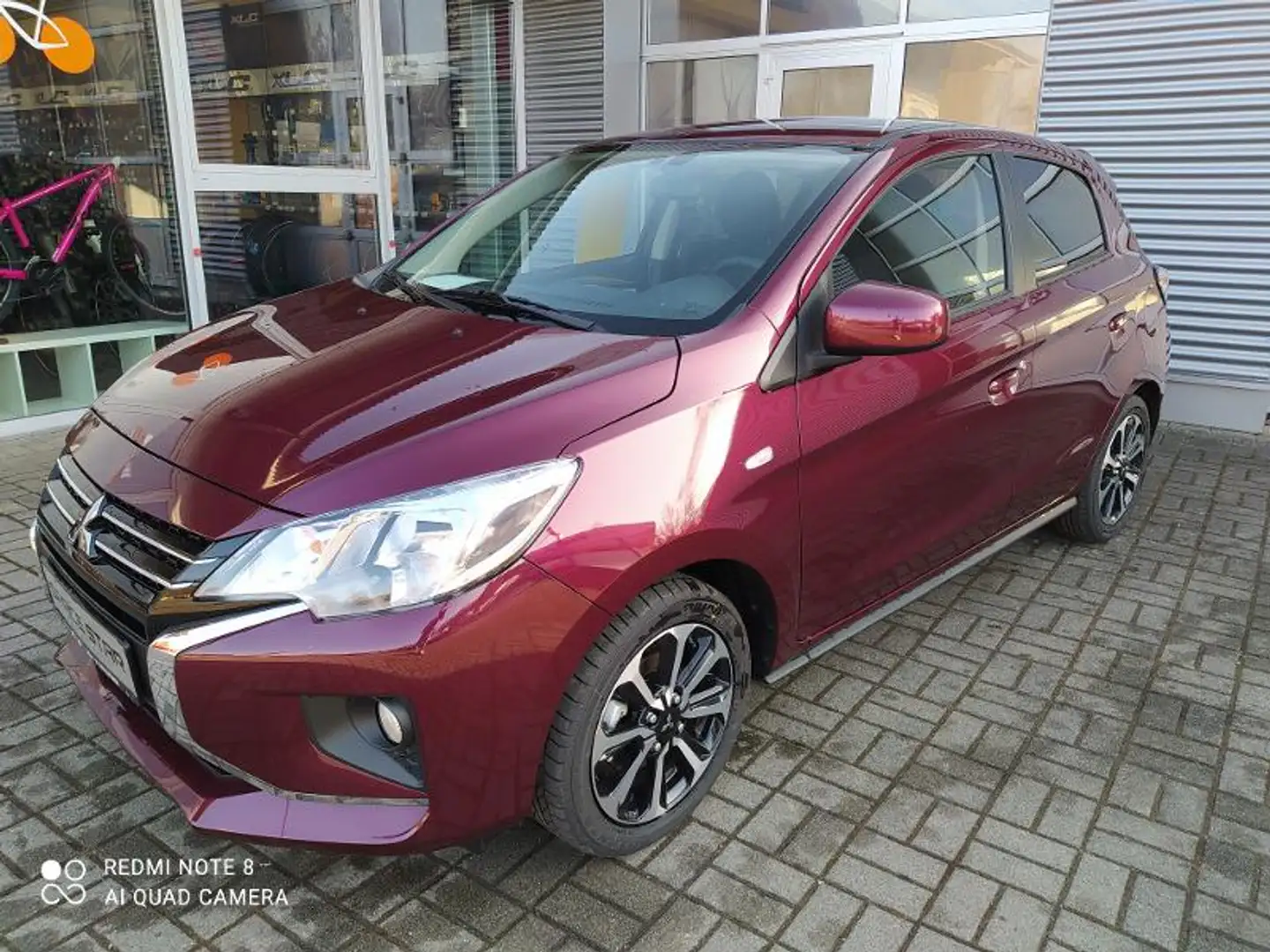 Mitsubishi Space Star Select+ 1.2 MIVEC ClearTec 5-Gang Rot - 1