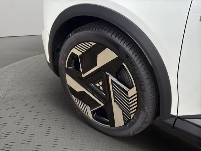 Mitsubishi Eclipse Cross view 7