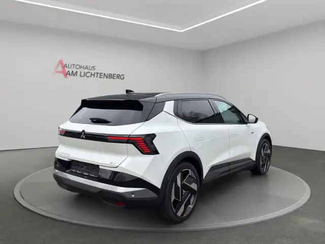 Mitsubishi Eclipse Cross view 4