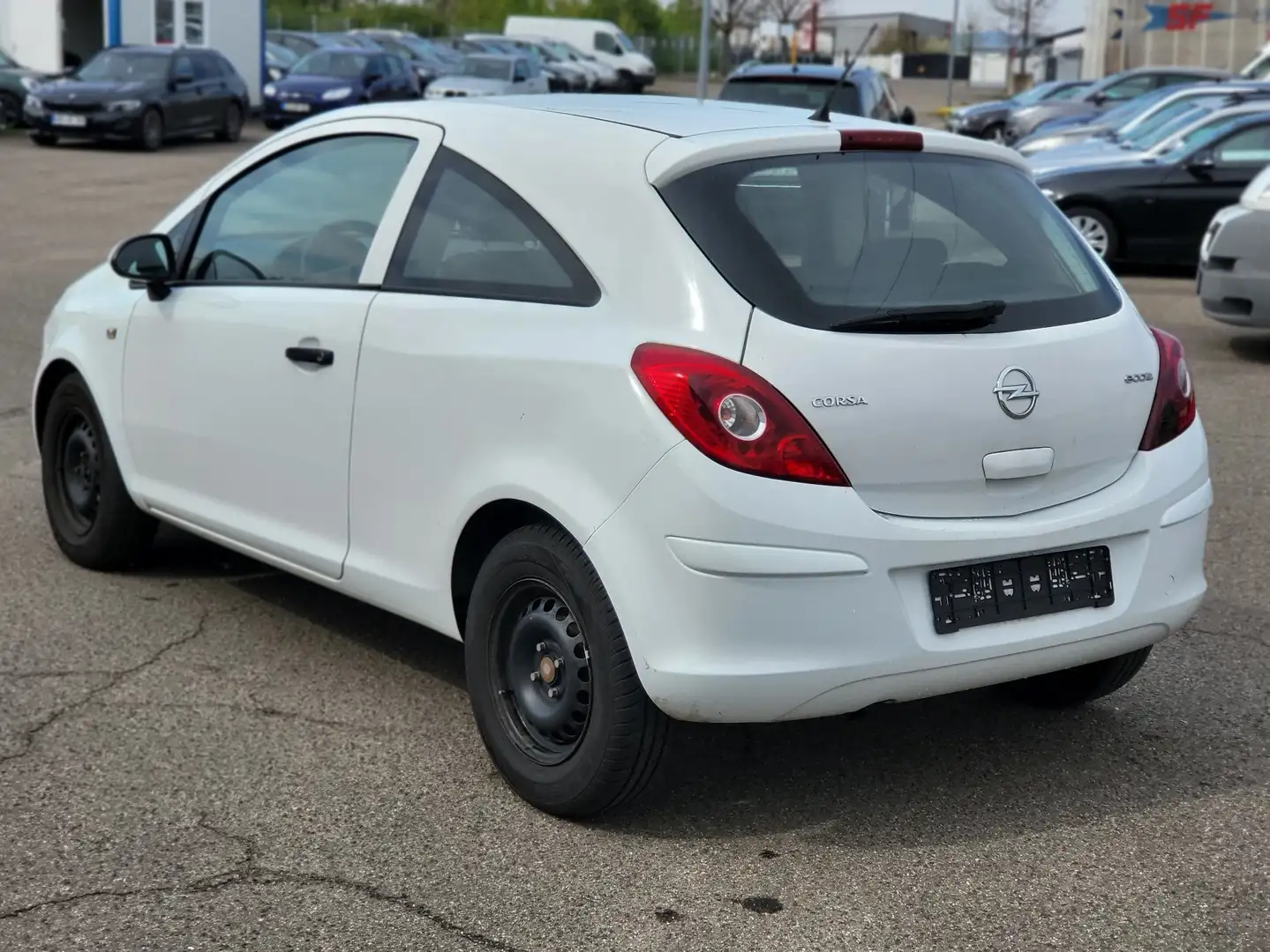 Opel Corsa Selection D Blanco - 2