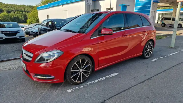 Mercedes-Benz B-Class view 2