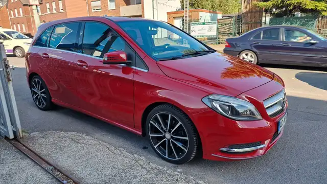 Mercedes-Benz B-Class view 5