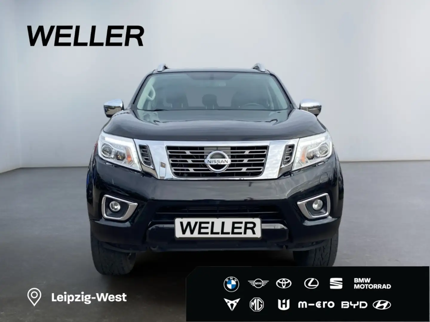 Nissan Navara DC 4x4 Tekna *AHK*Leder*360Grad*Sperrdiff* Schwarz - 2