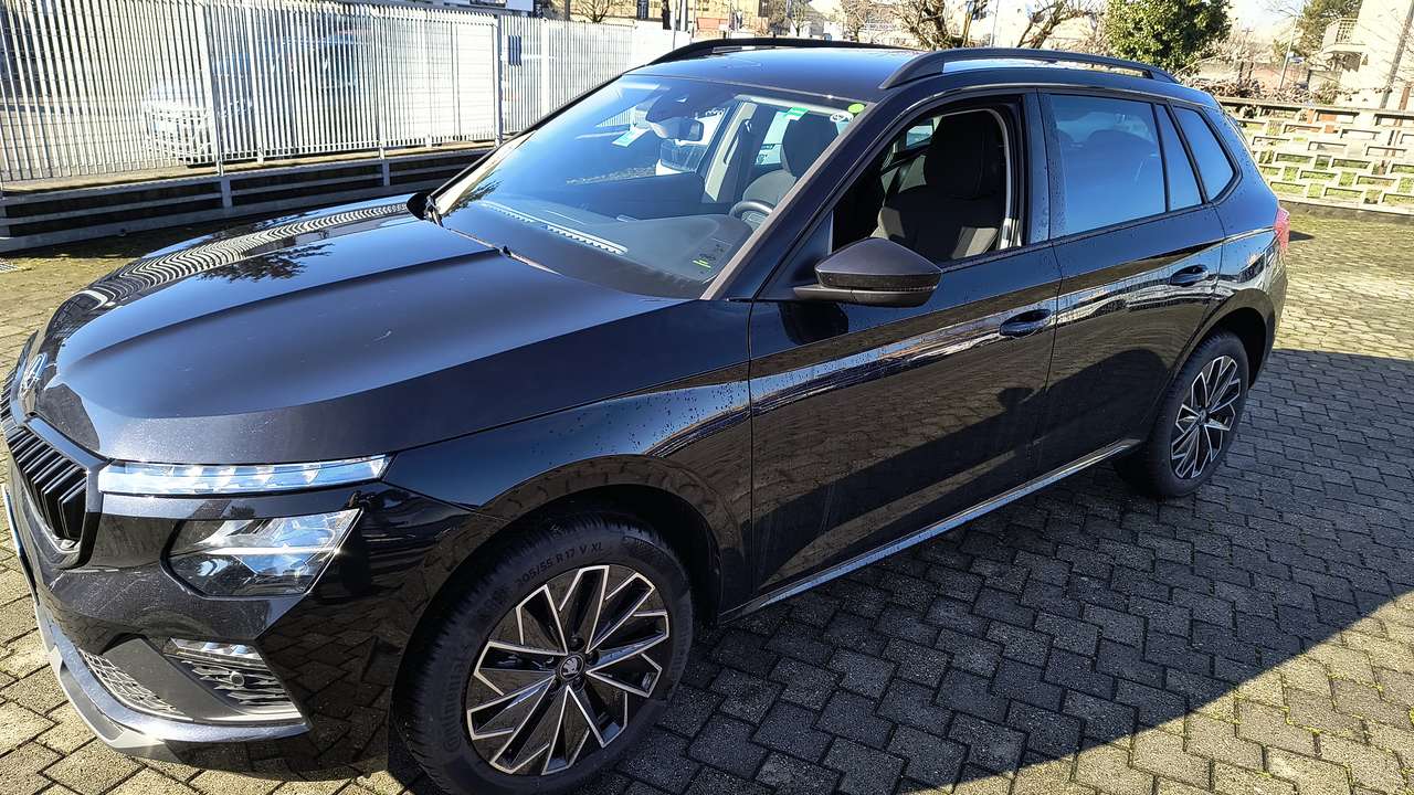 Skoda Kamiq Kamiq 2024 1.0 tsi Black Dots 115cv