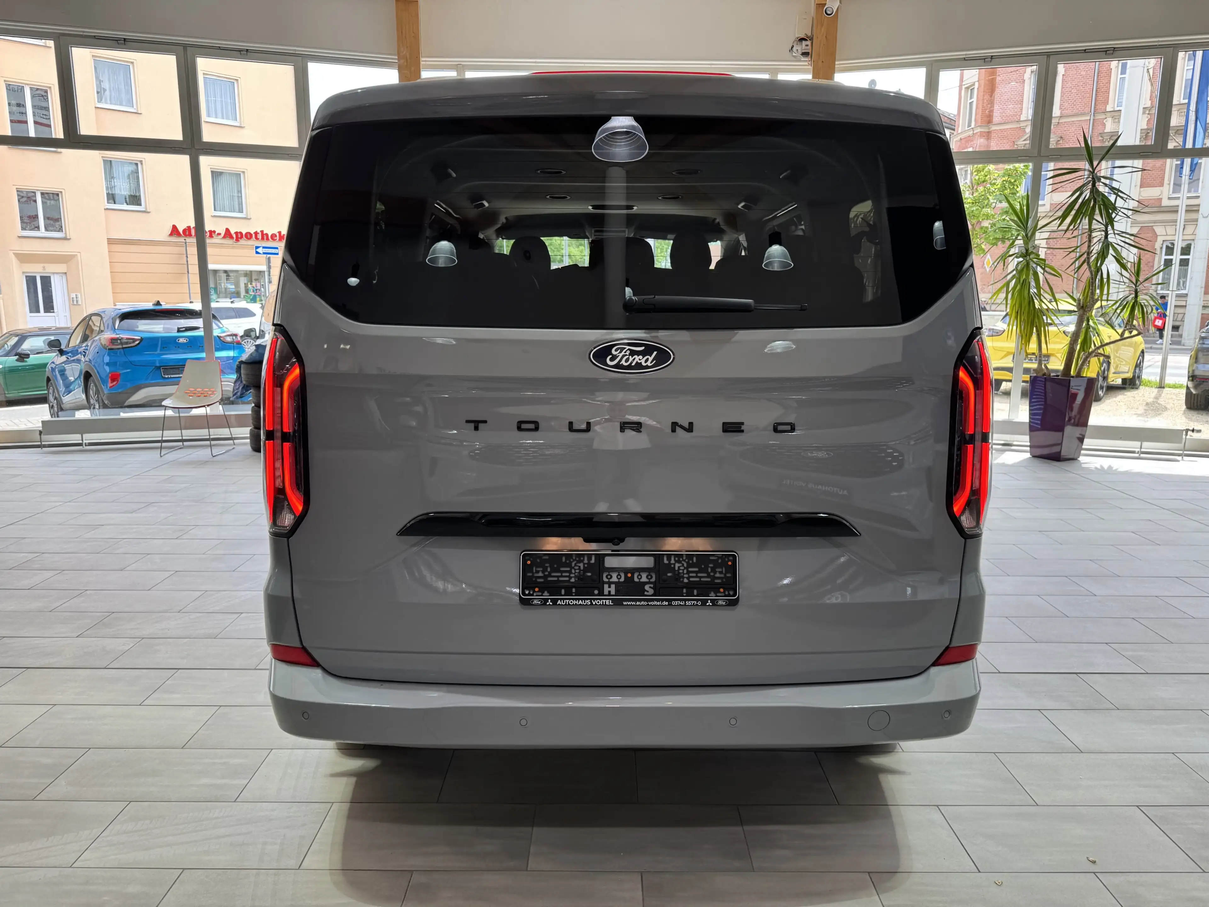 Ford Tourneo Custom Titanium X L1 FWD — photo 6