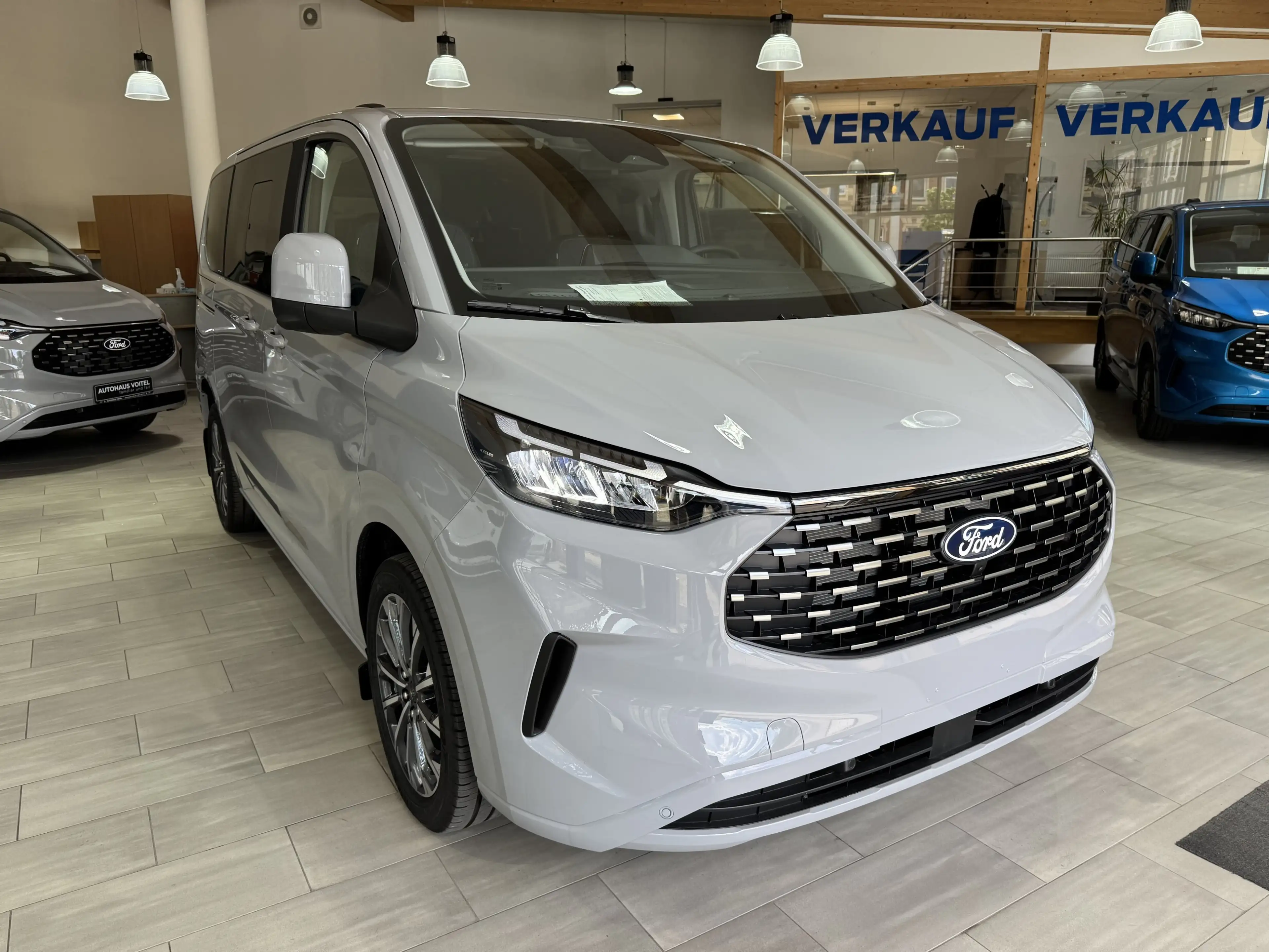 Ford Tourneo Custom Titanium X L1 FWD — photo 3
